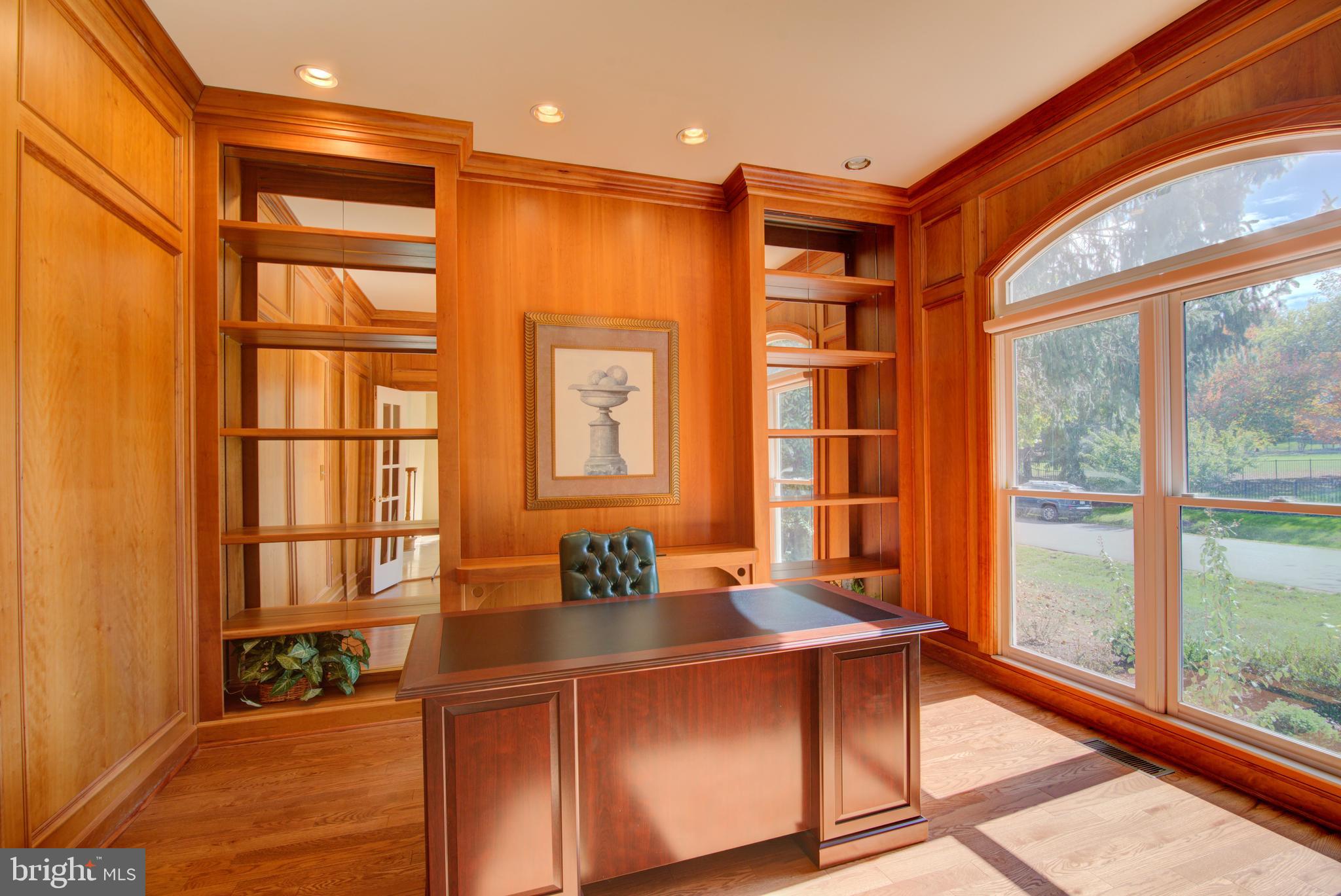 RIVER CREEK - Residential