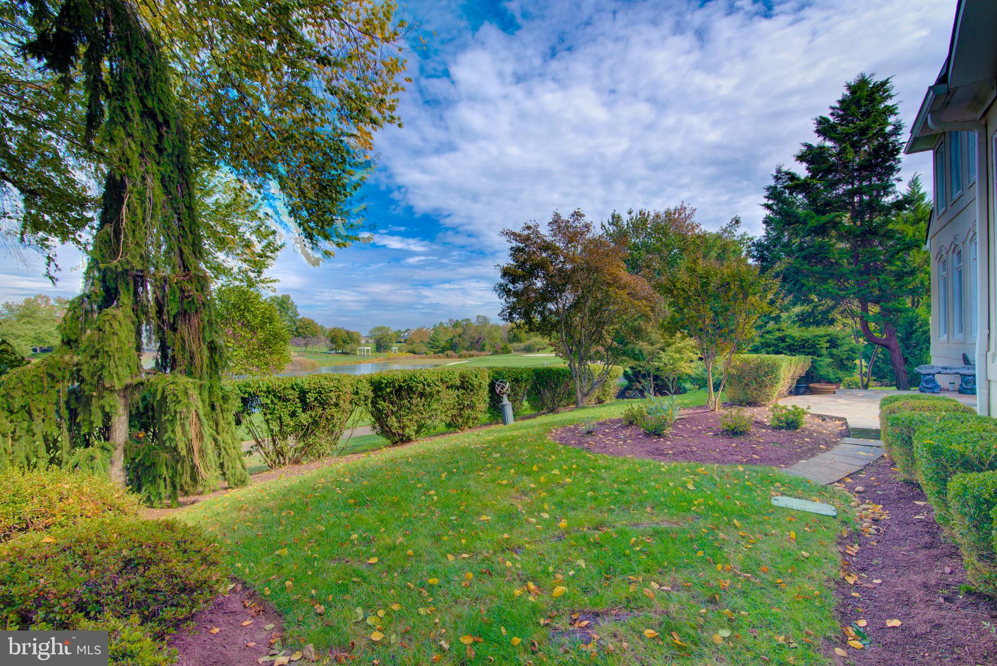 RIVER CREEK - Residential