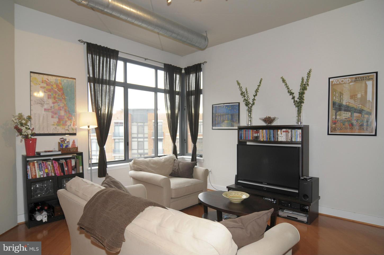 CONDOS AT CARLYLE SQUARE - Residential