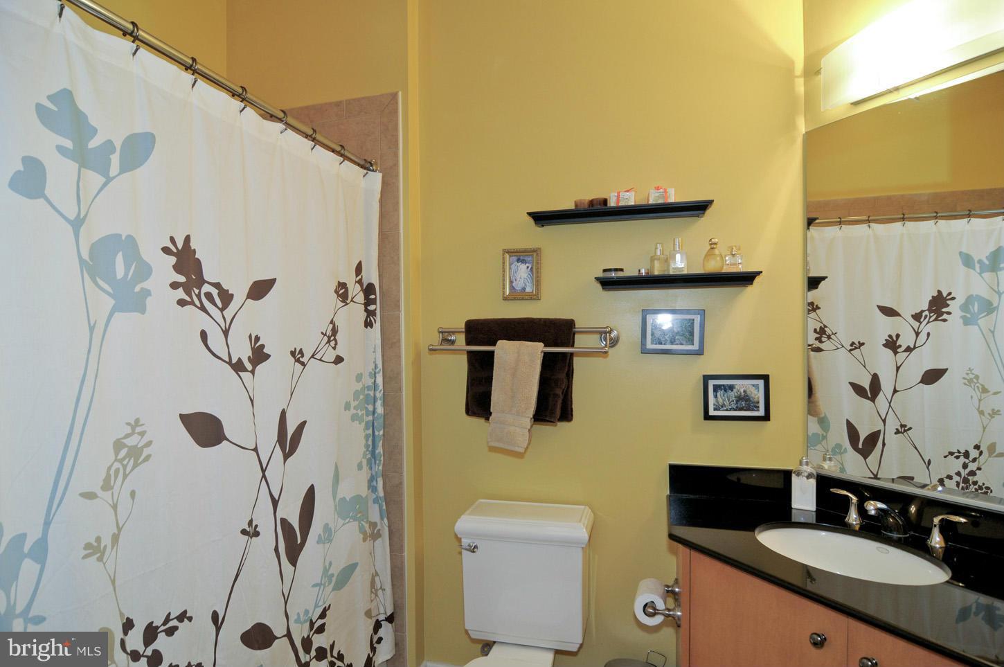 CONDOS AT CARLYLE SQUARE - Residential