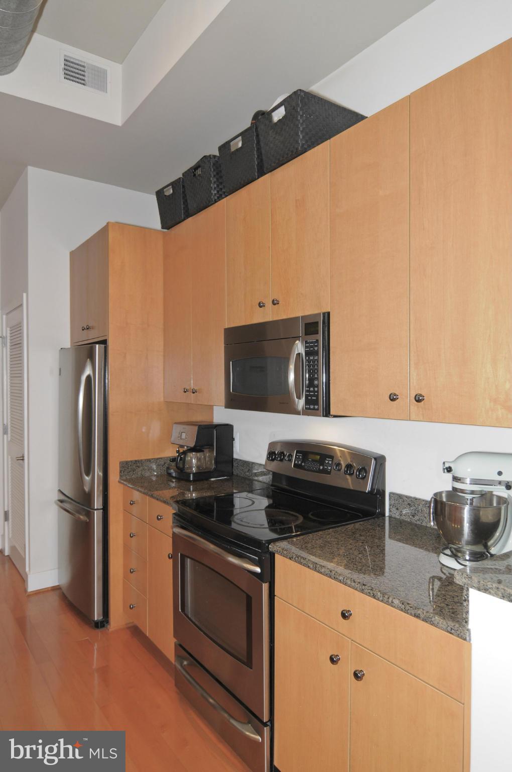 CONDOS AT CARLYLE SQUARE - Residential