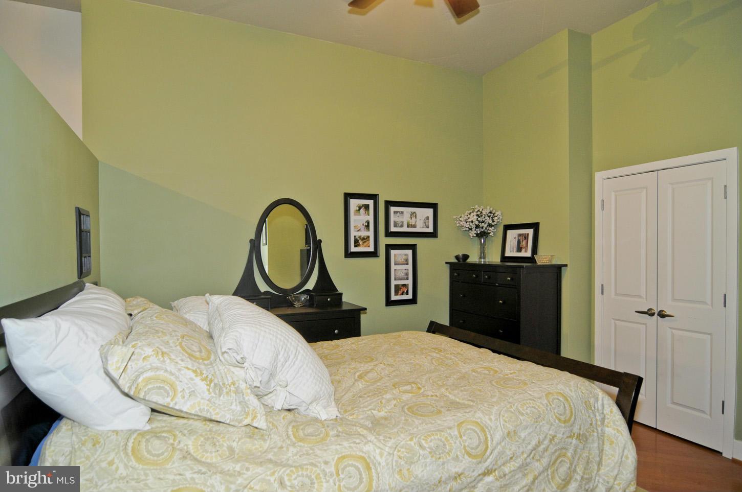 CONDOS AT CARLYLE SQUARE - Residential