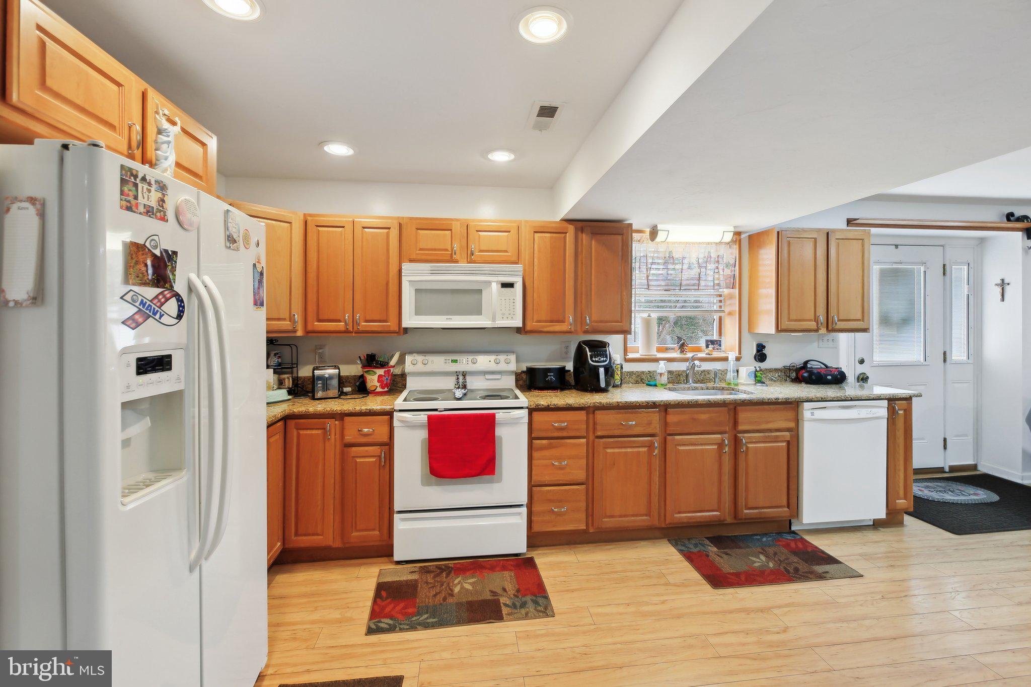 PARADISE BEACH - Residential