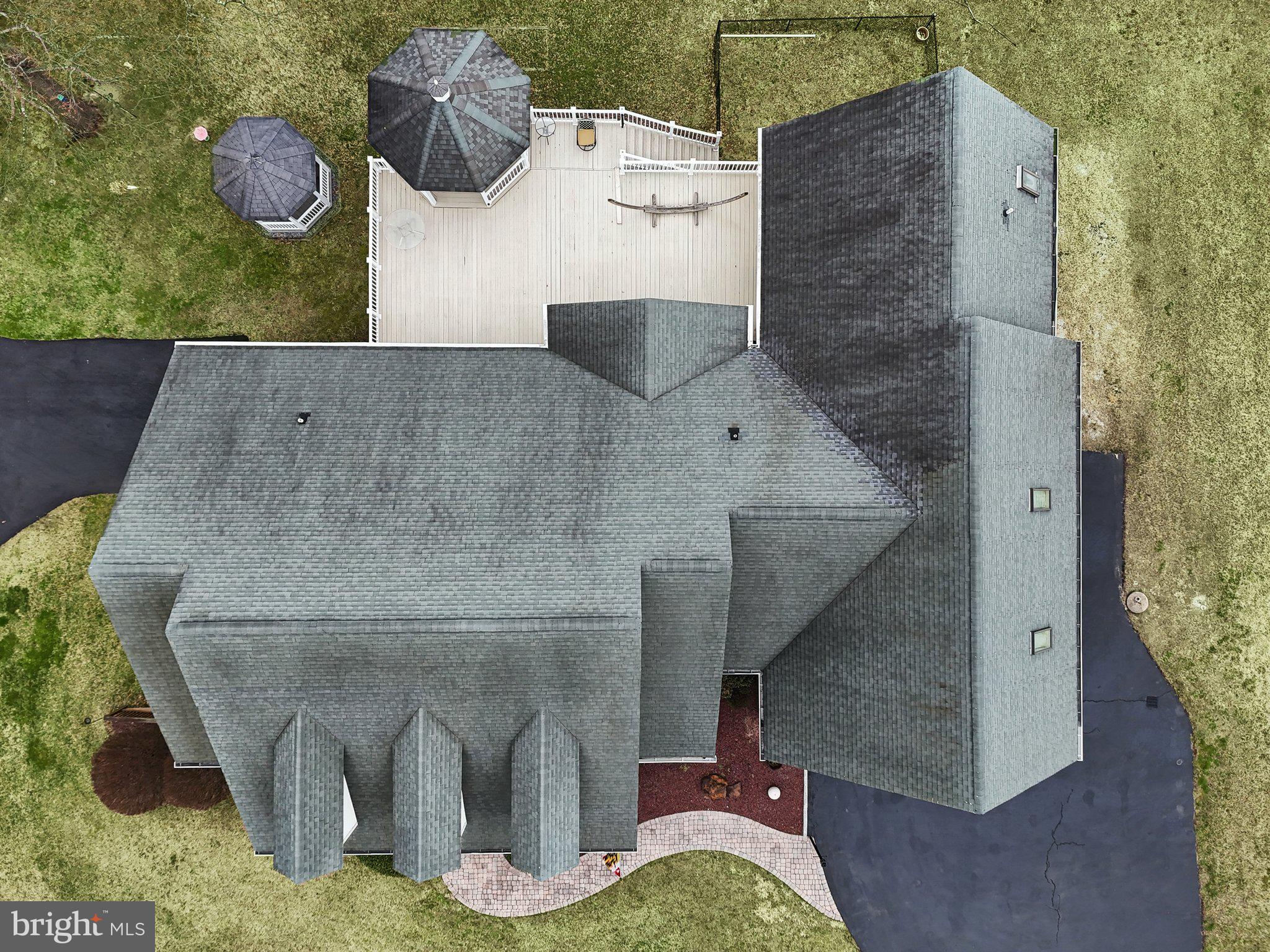 PARADISE BEACH - Residential