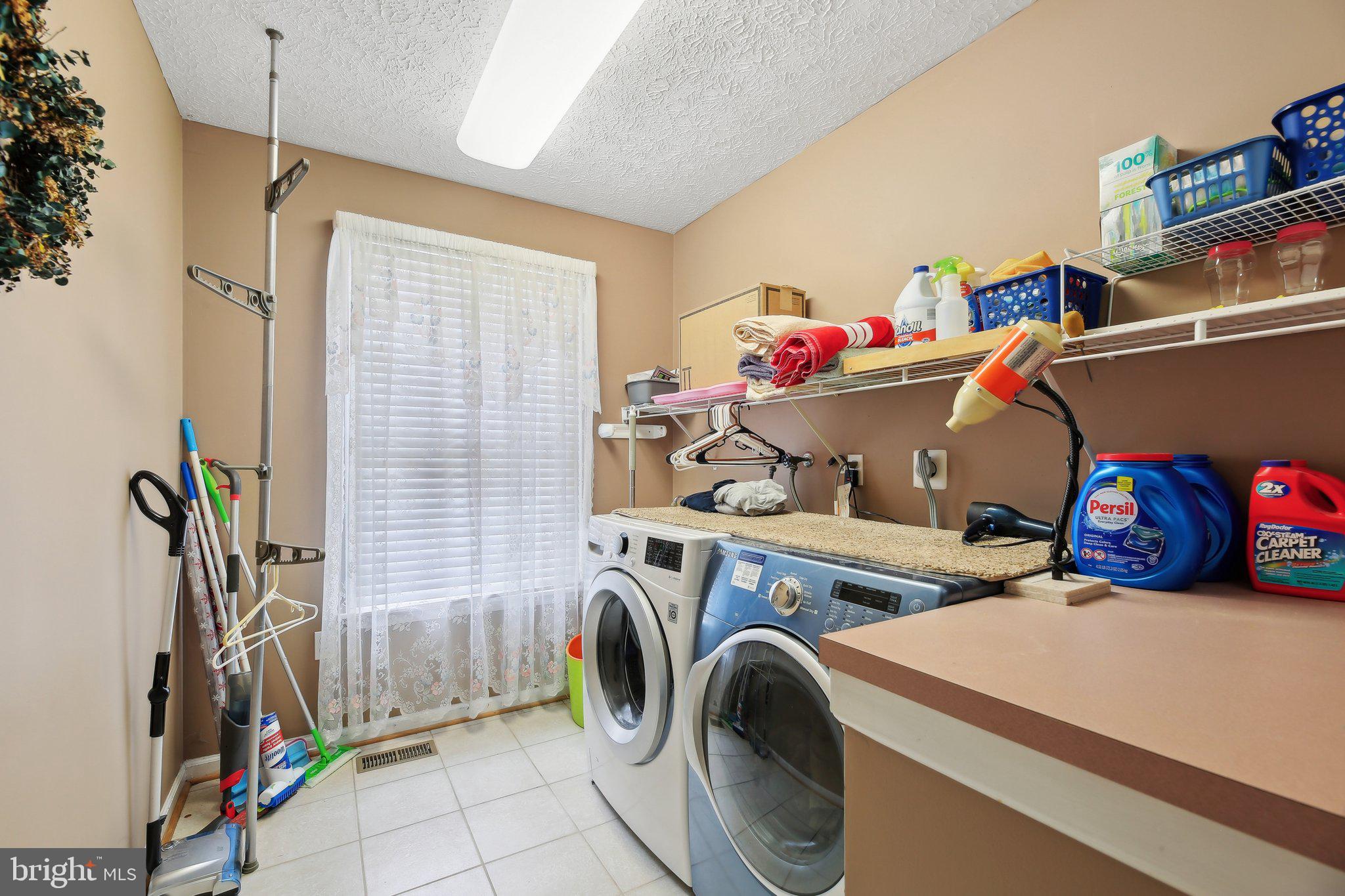 PARADISE BEACH - Residential