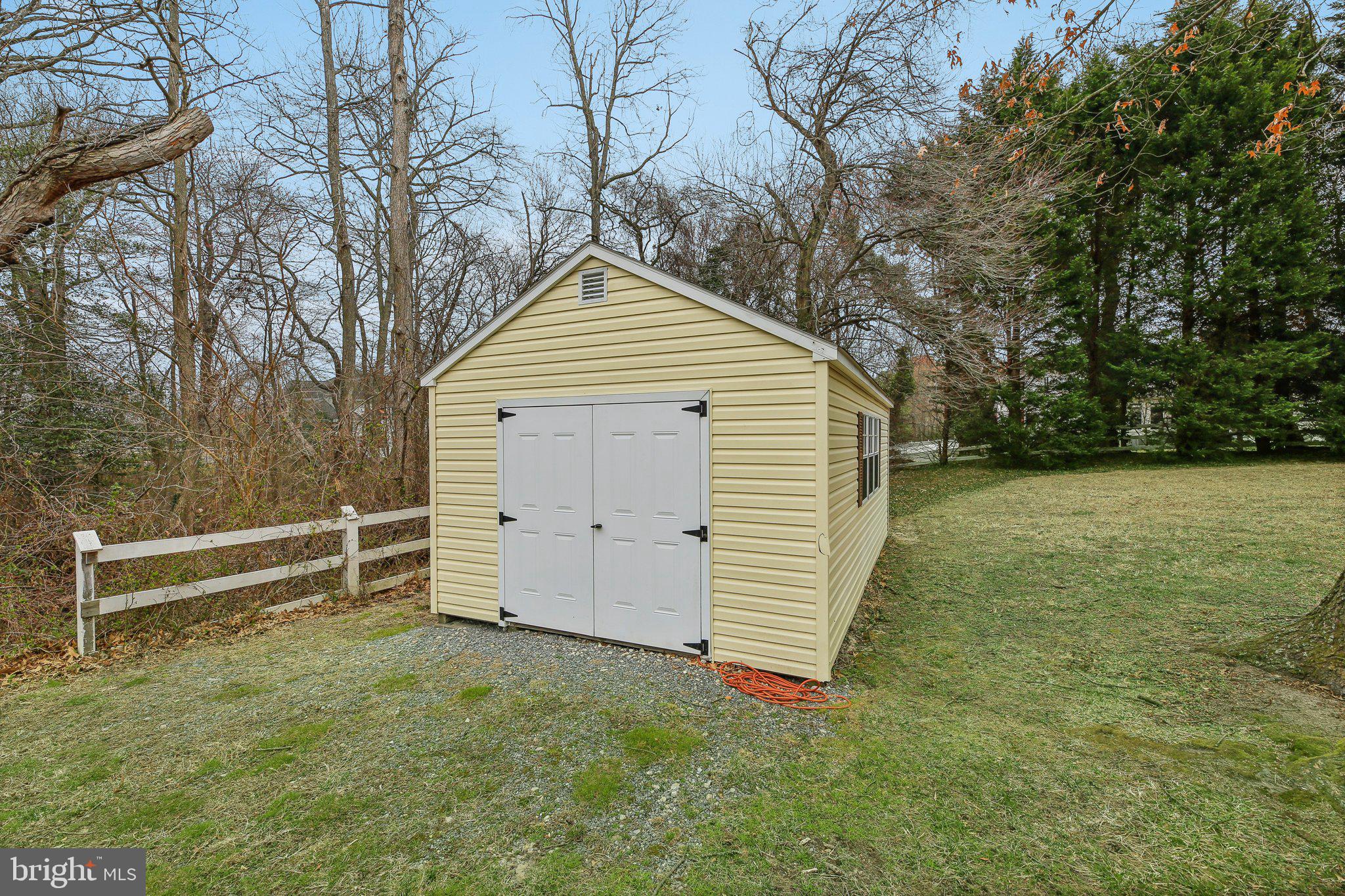 PARADISE BEACH - Residential