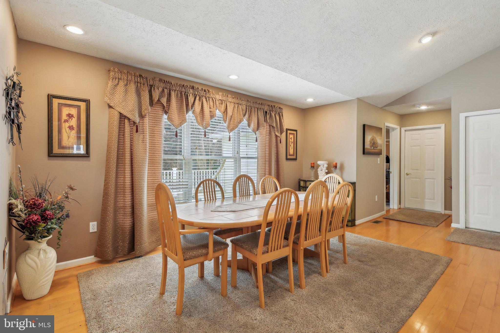 PARADISE BEACH - Residential