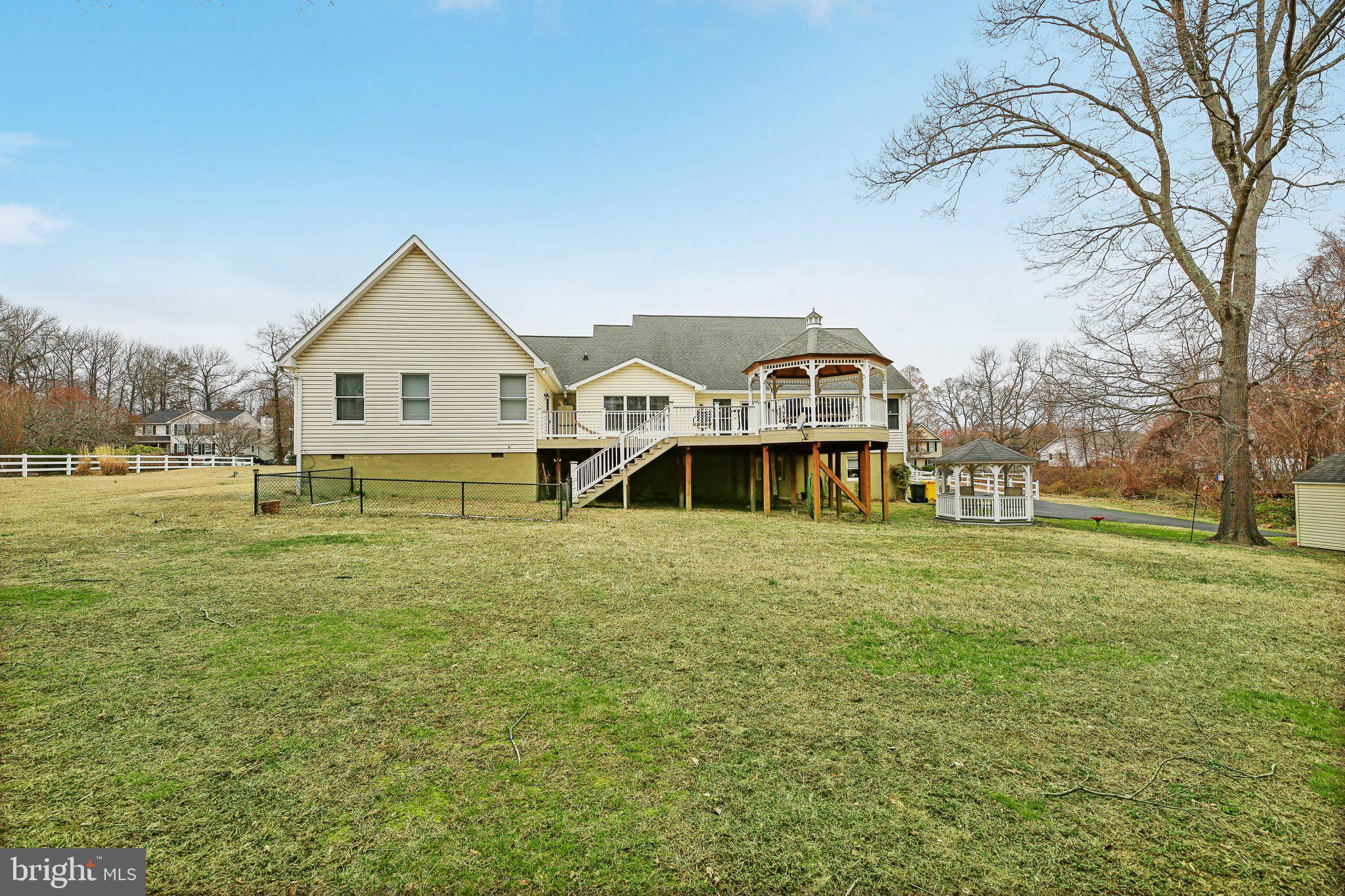 PARADISE BEACH - Residential