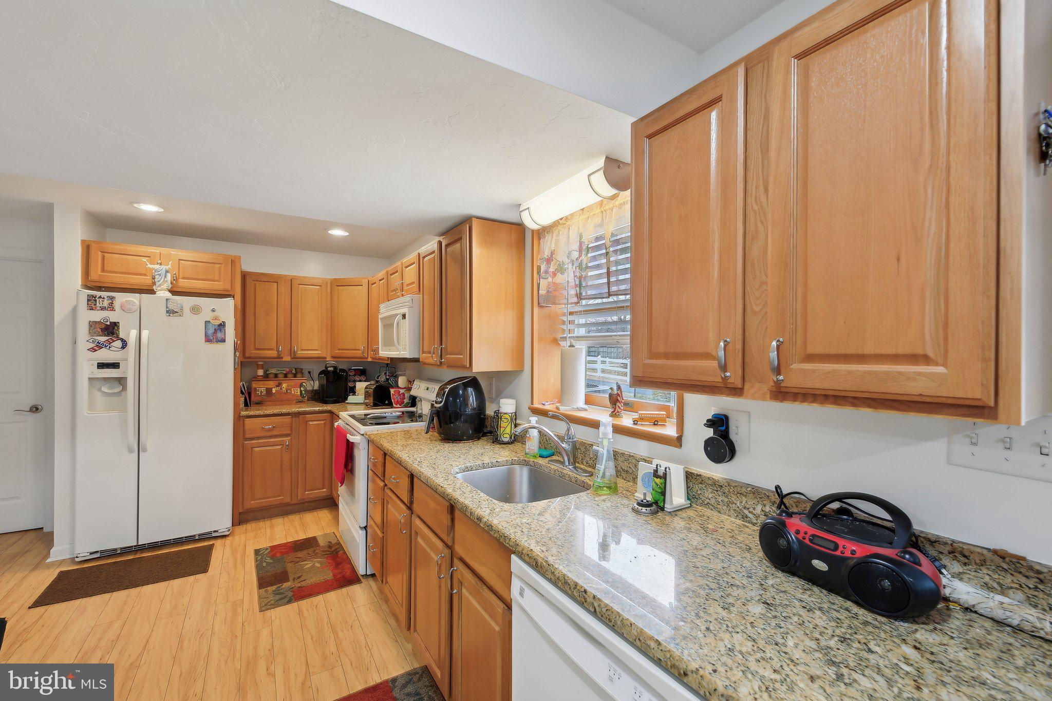 PARADISE BEACH - Residential