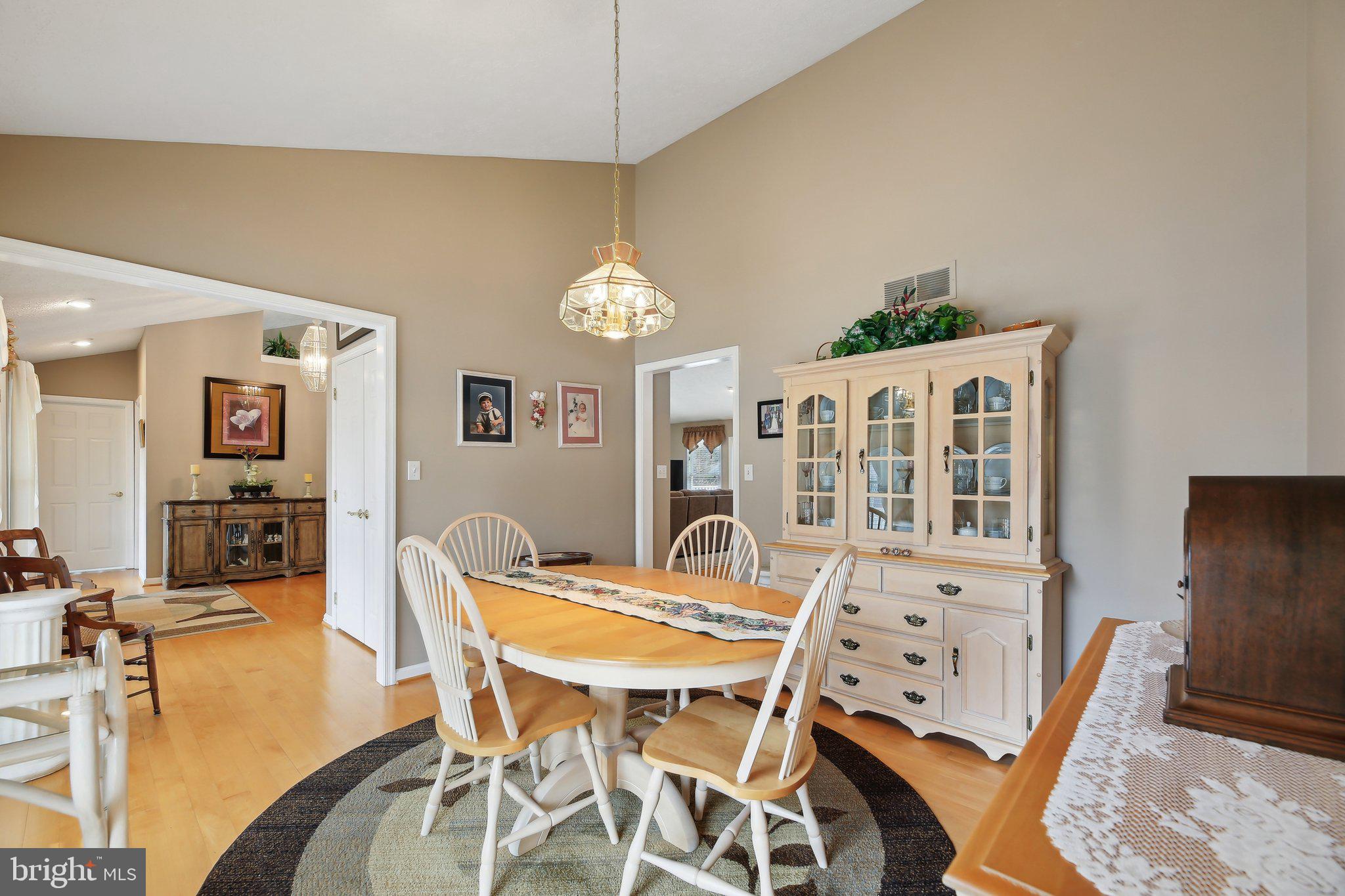 PARADISE BEACH - Residential