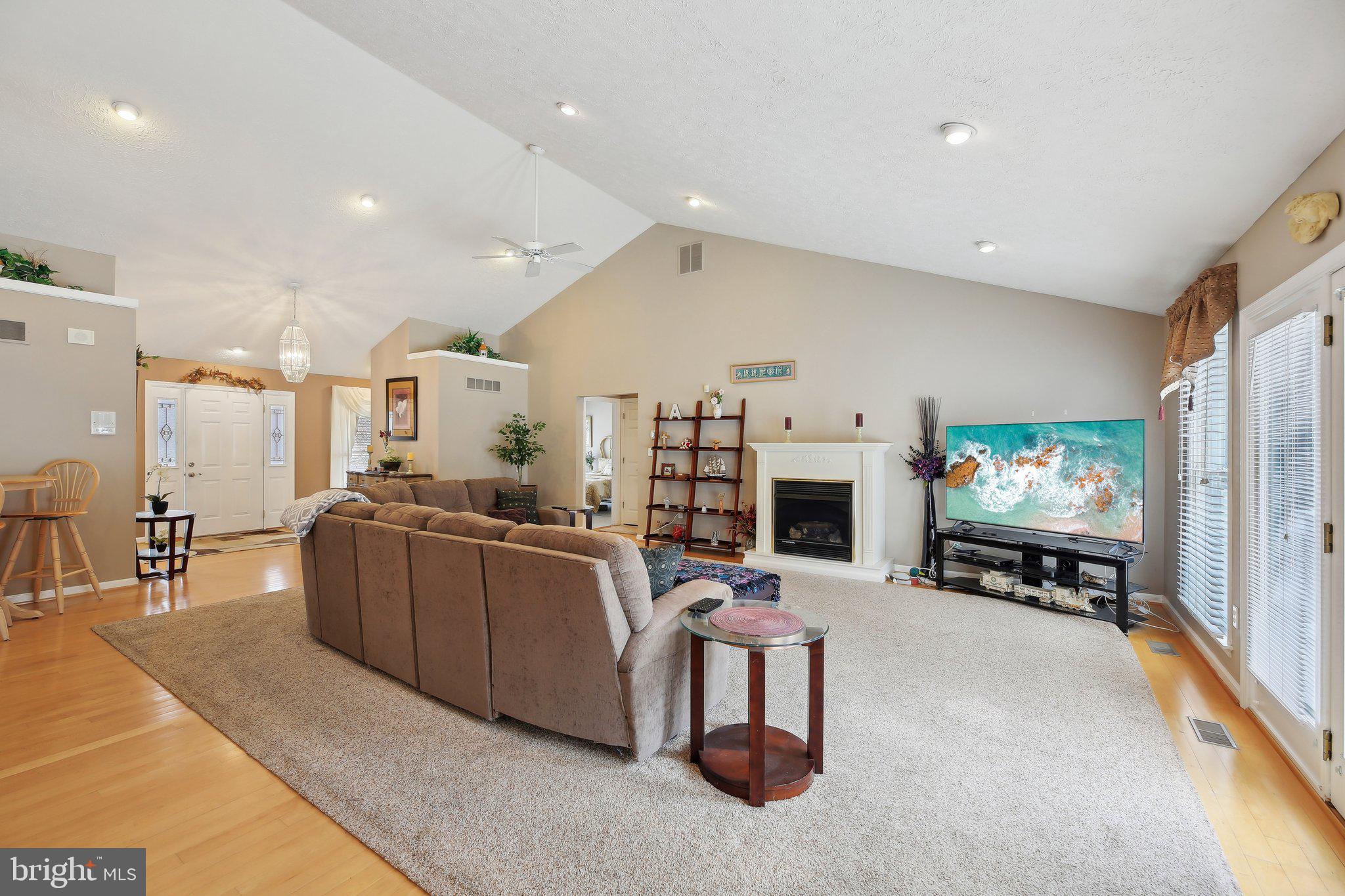 PARADISE BEACH - Residential