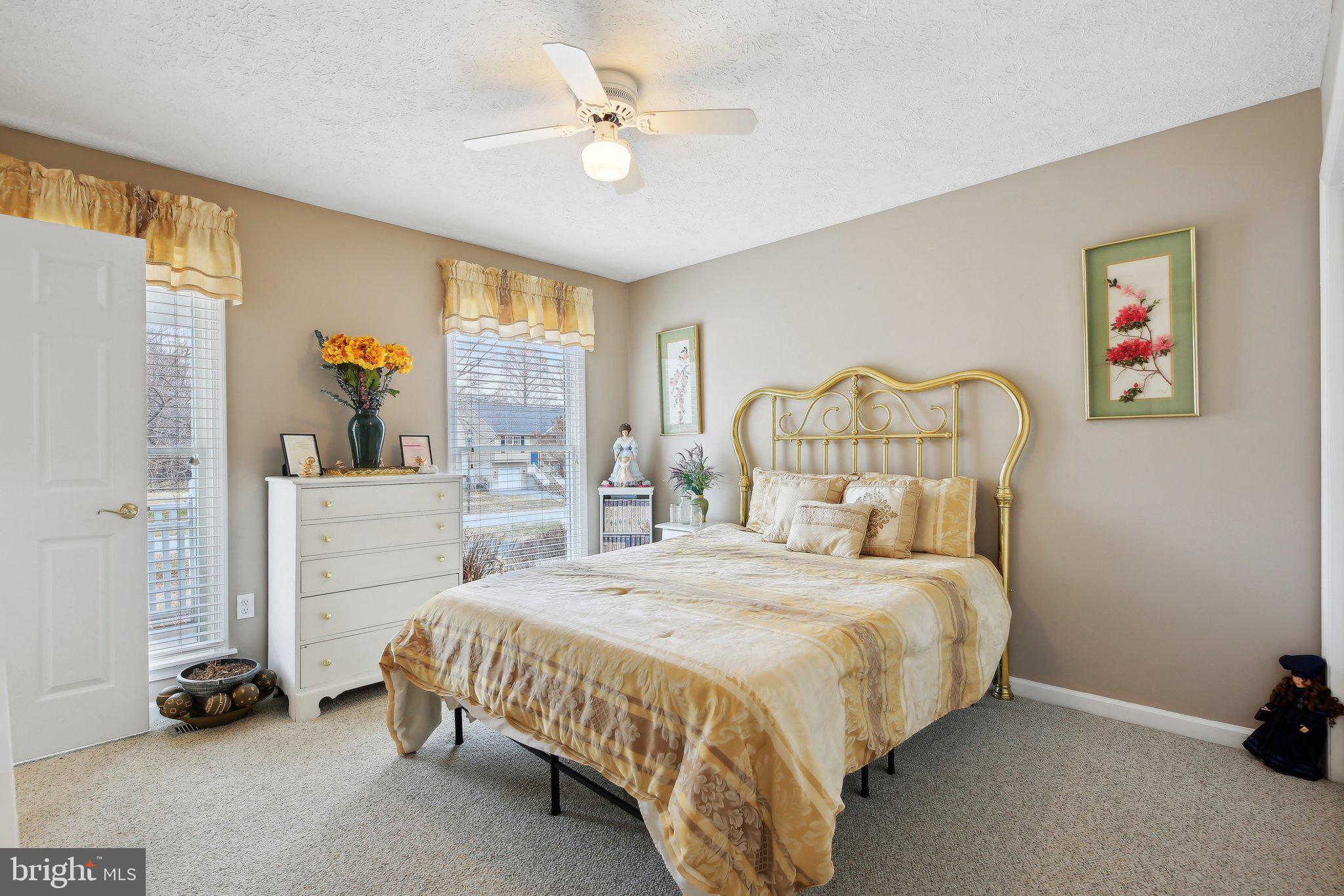 PARADISE BEACH - Residential