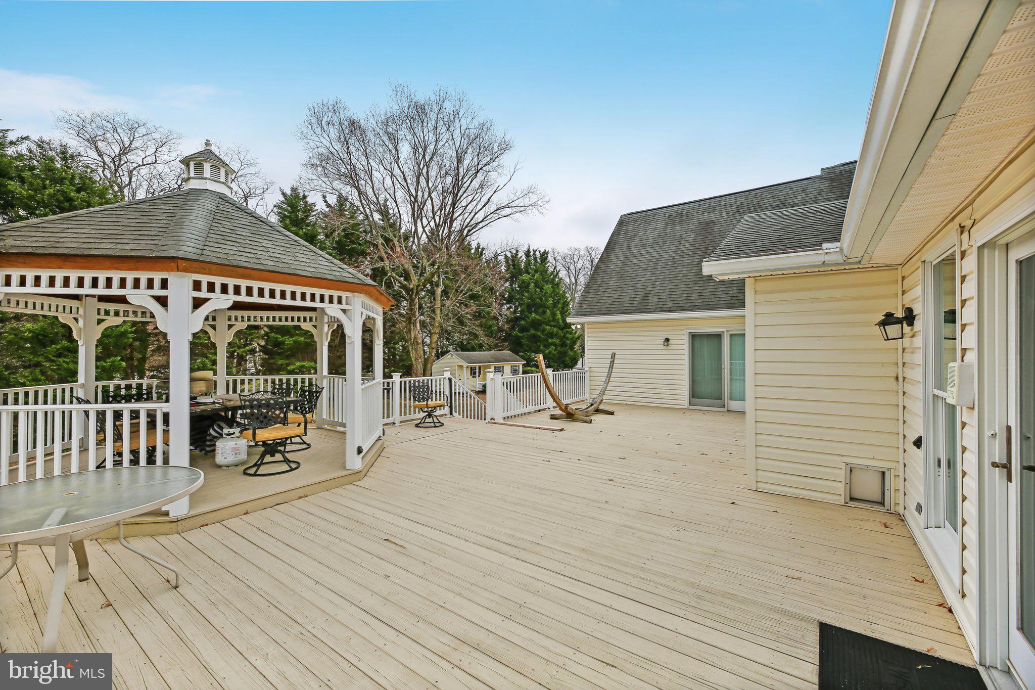 PARADISE BEACH - Residential