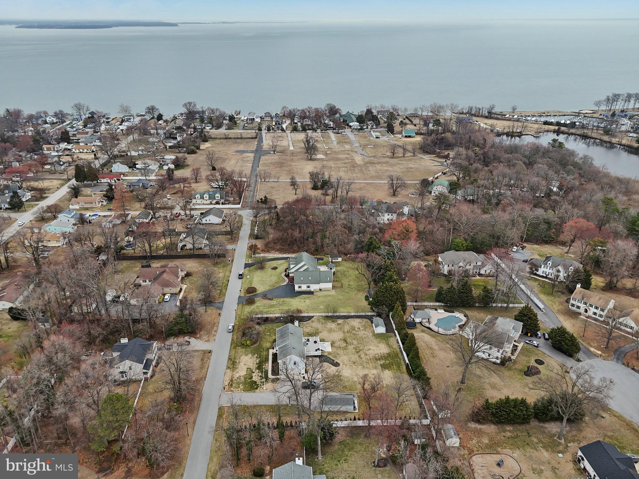 PARADISE BEACH - Residential