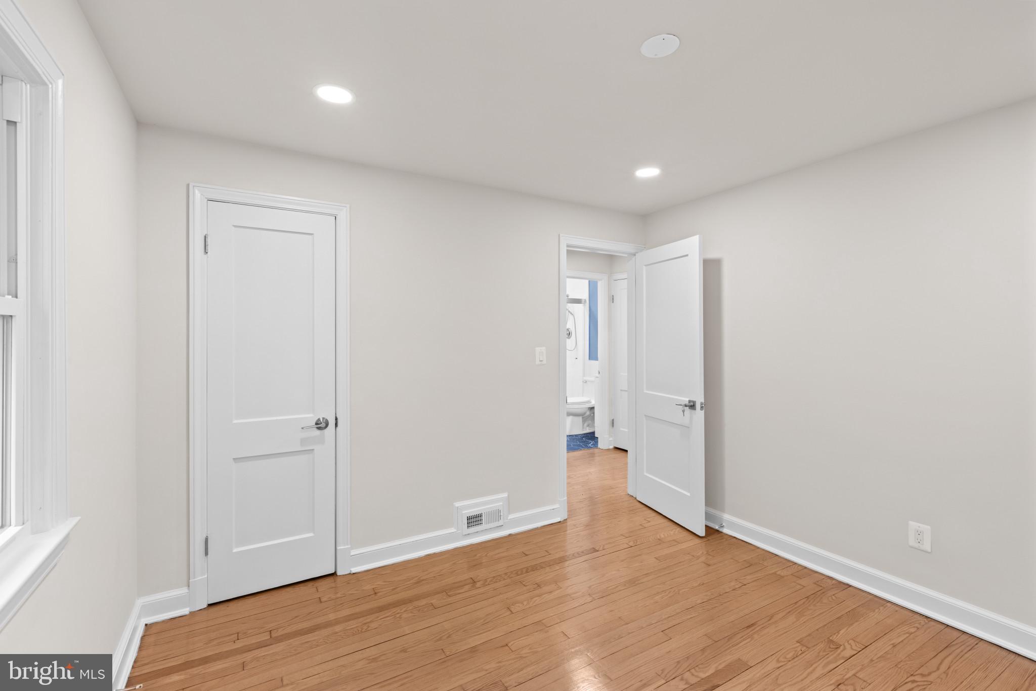 TAKOMA PARK - Residential Lease