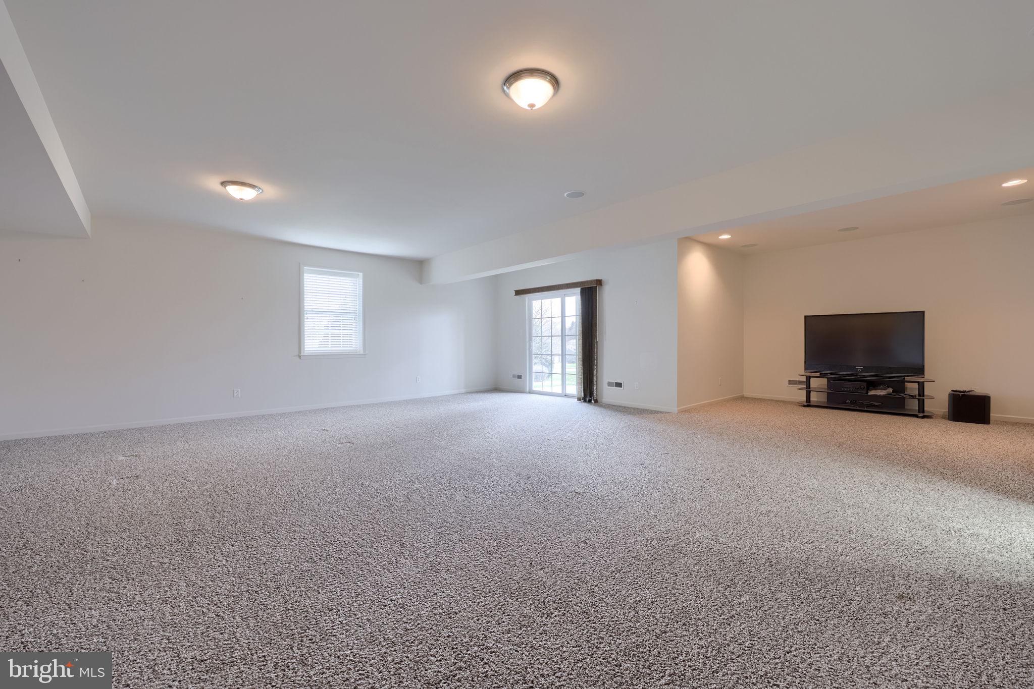 PARK RIDGE CROSSING - Residential