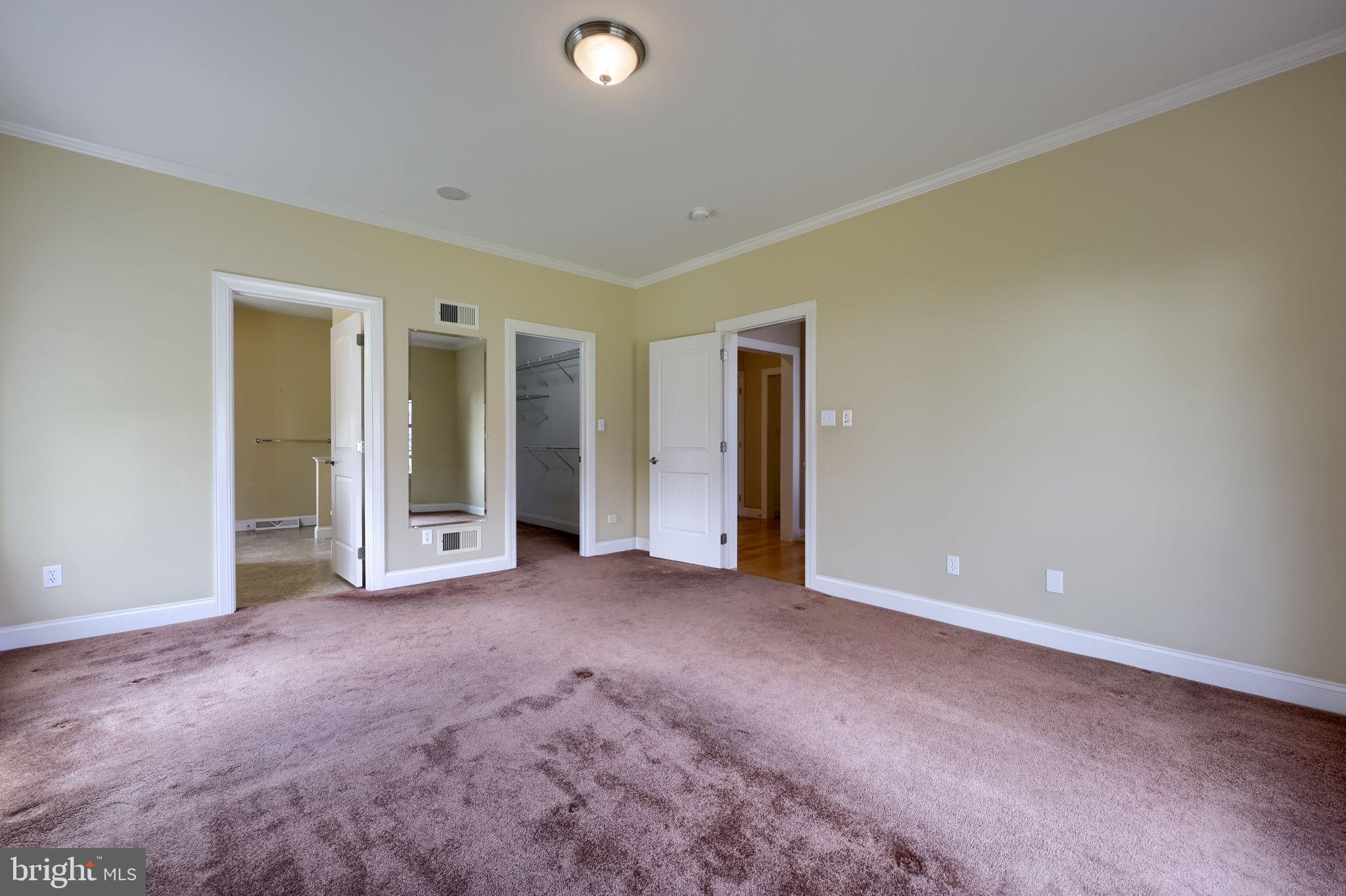 PARK RIDGE CROSSING - Residential