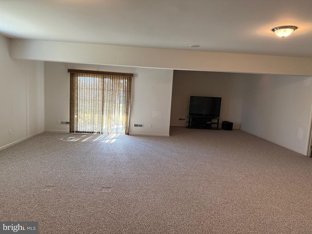 Photo of 101 Baneberry Lane, LITITZ, PA 17543 (MLS # PALA2084518)