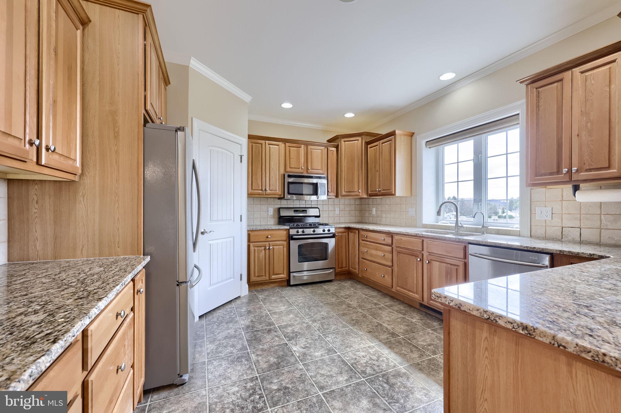 PARK RIDGE CROSSING - Residential