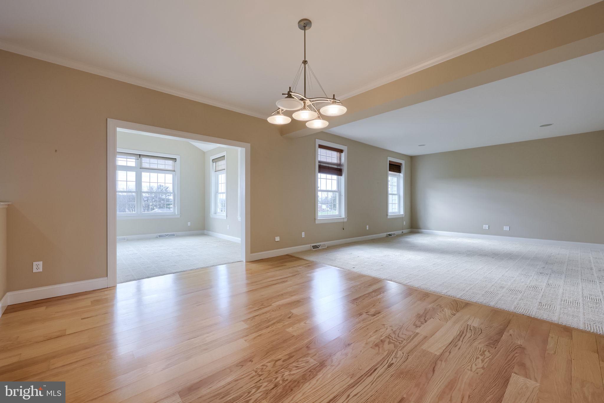 PARK RIDGE CROSSING - Residential