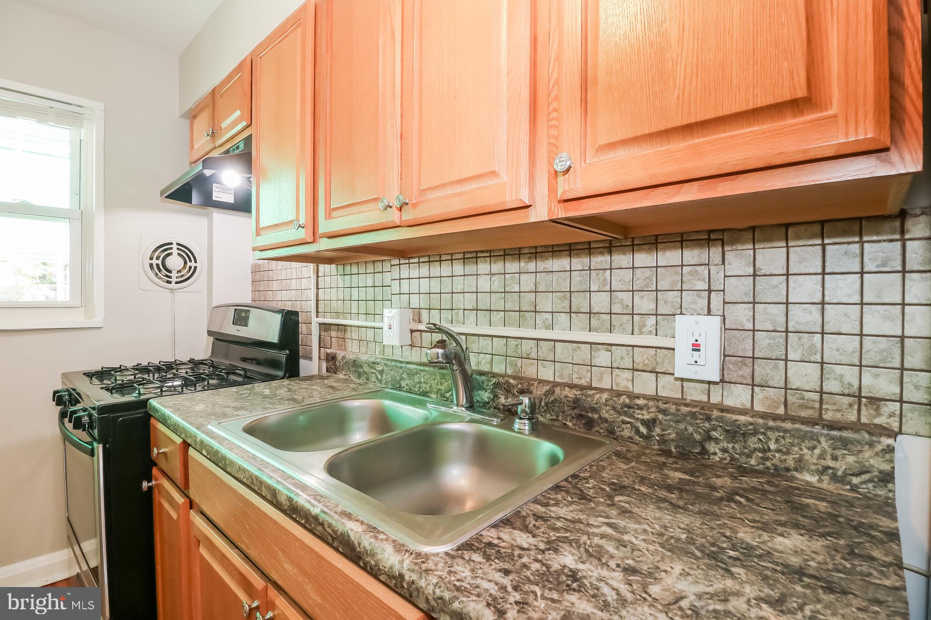 WEST EDMONDALE - Residential Lease