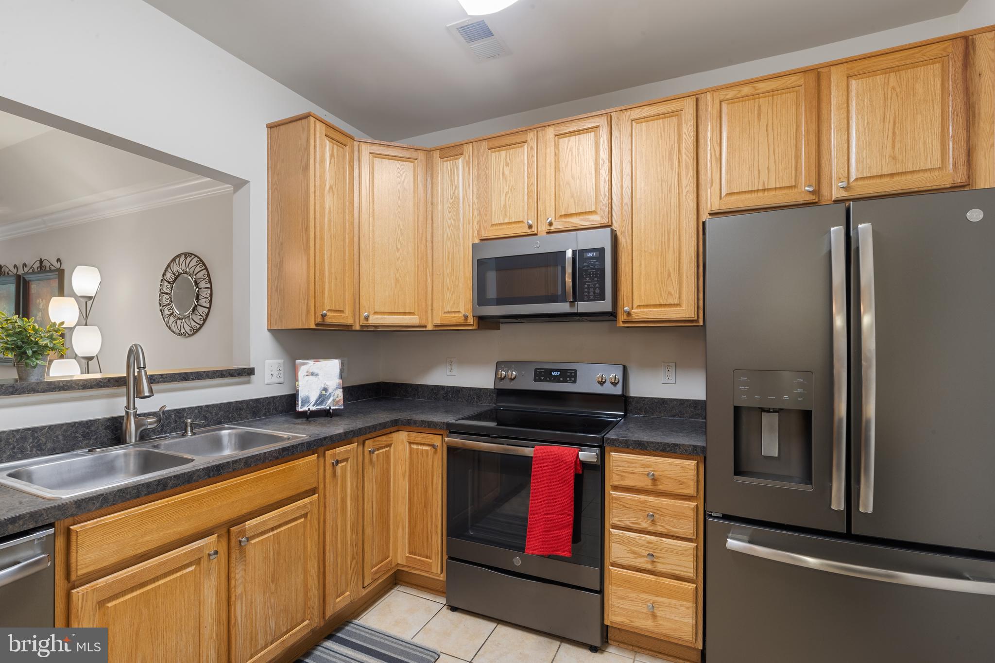 6155 SHADYWOOD ROAD 204