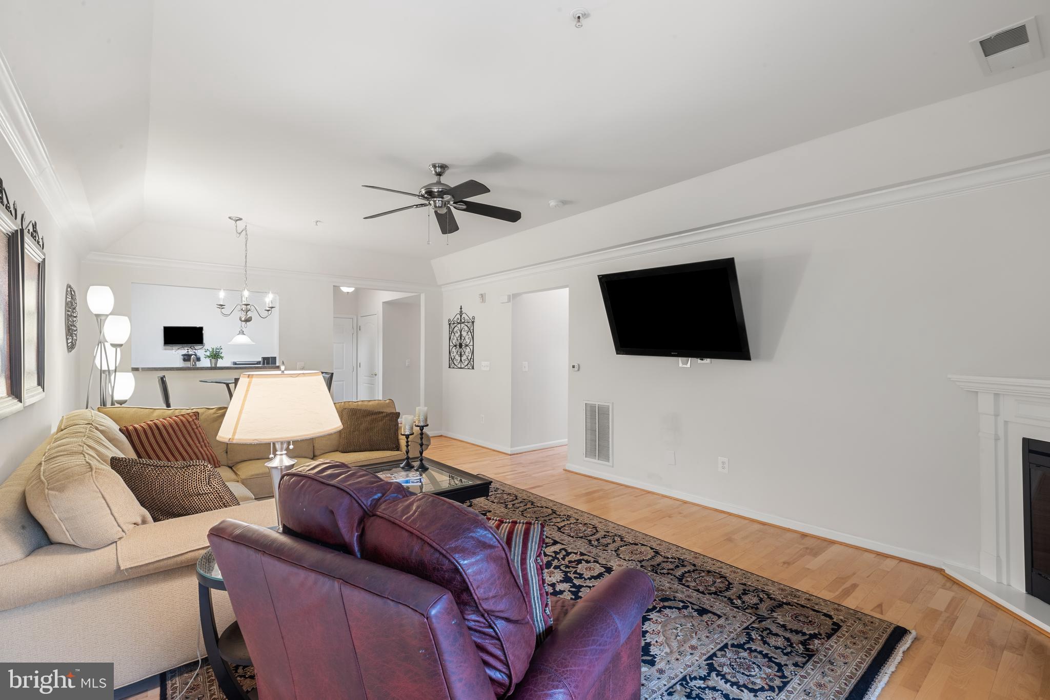 GATHERINGS AT LYNDWOOD - Residential