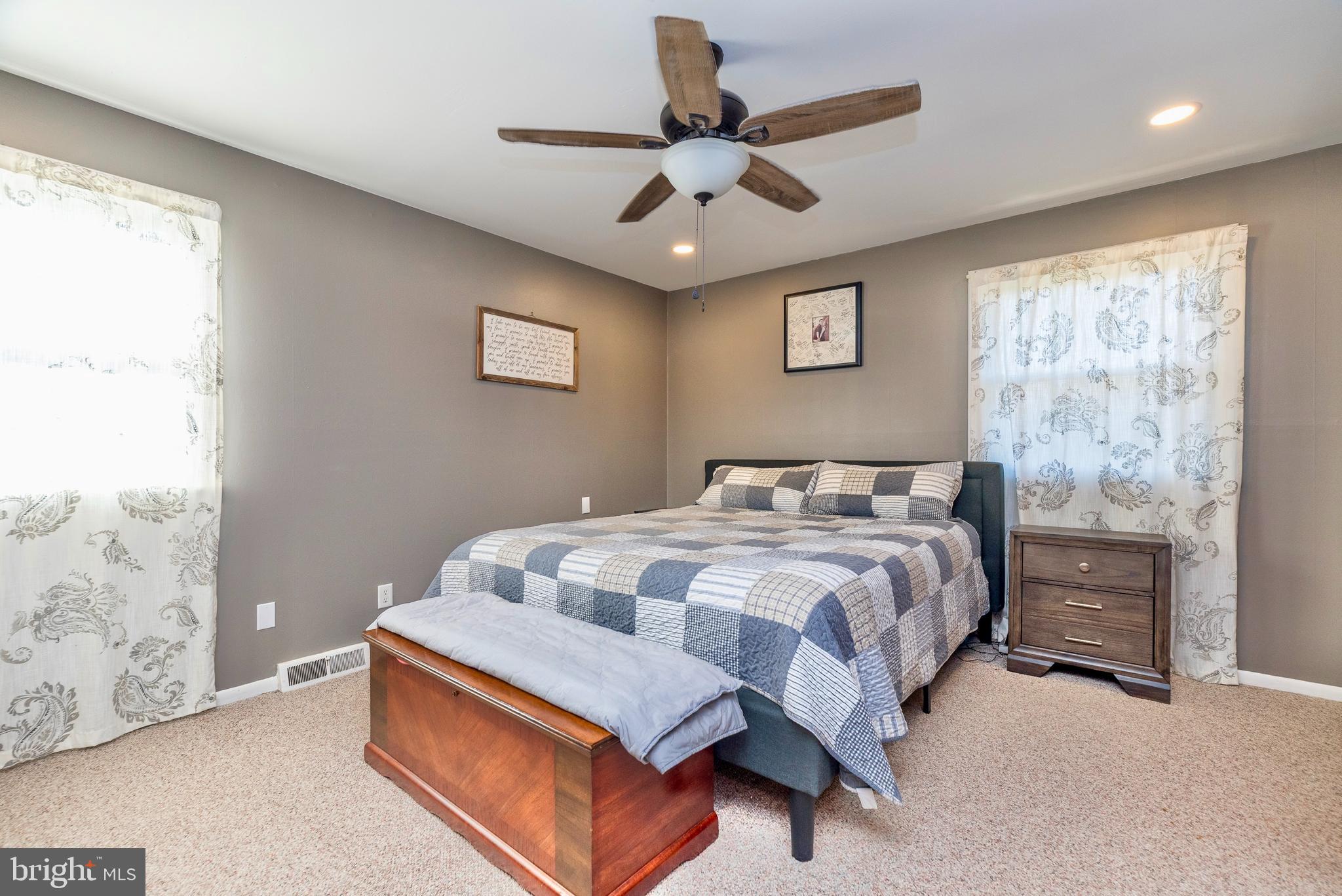 INGLEWOOD GDNS - Residential