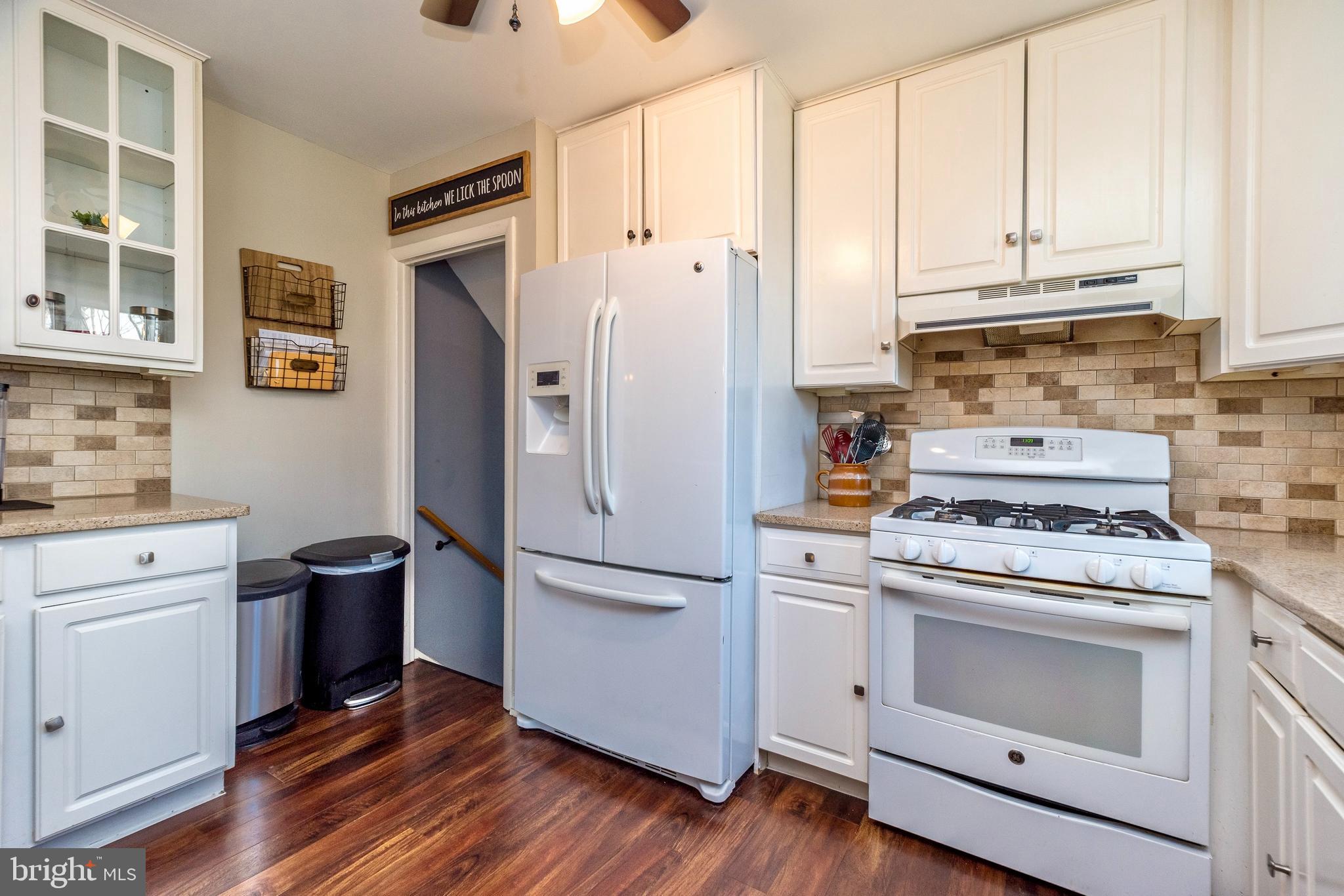 INGLEWOOD GDNS - Residential