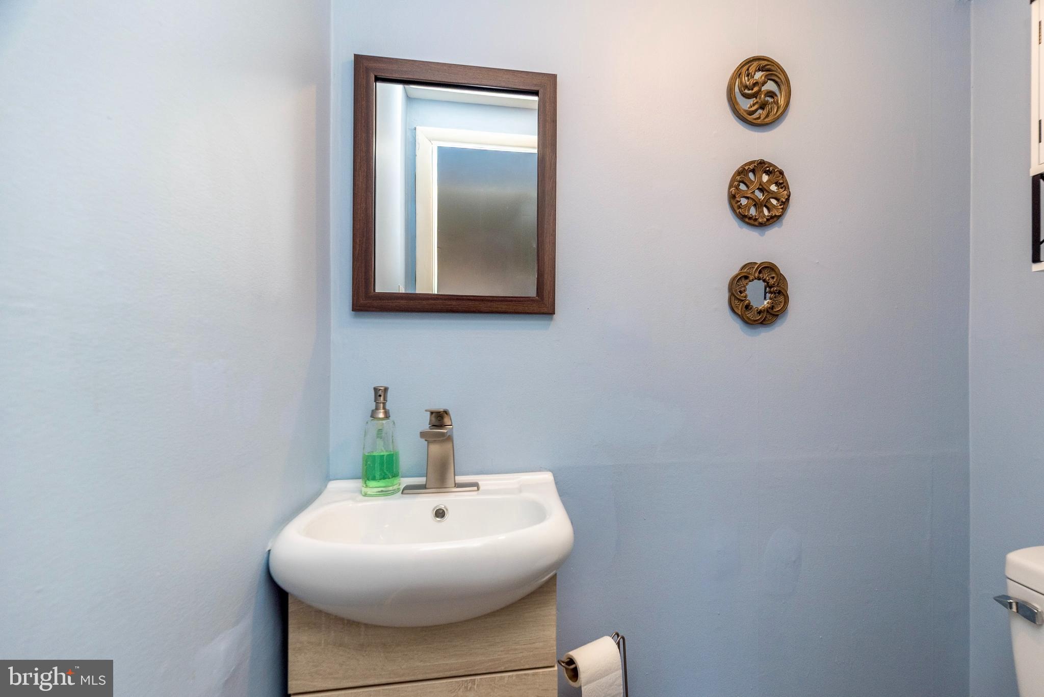 INGLEWOOD GDNS - Residential