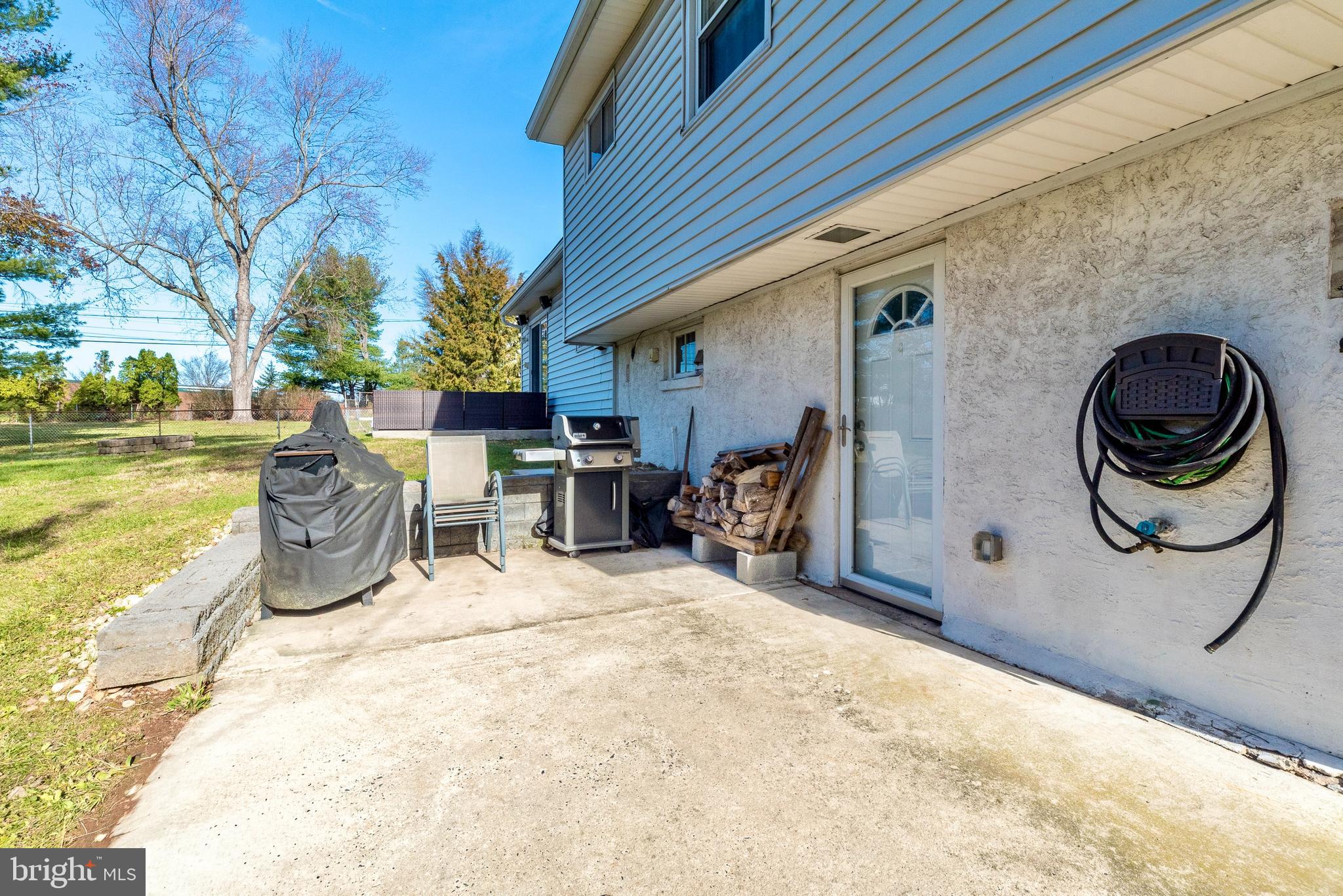 INGLEWOOD GDNS - Residential