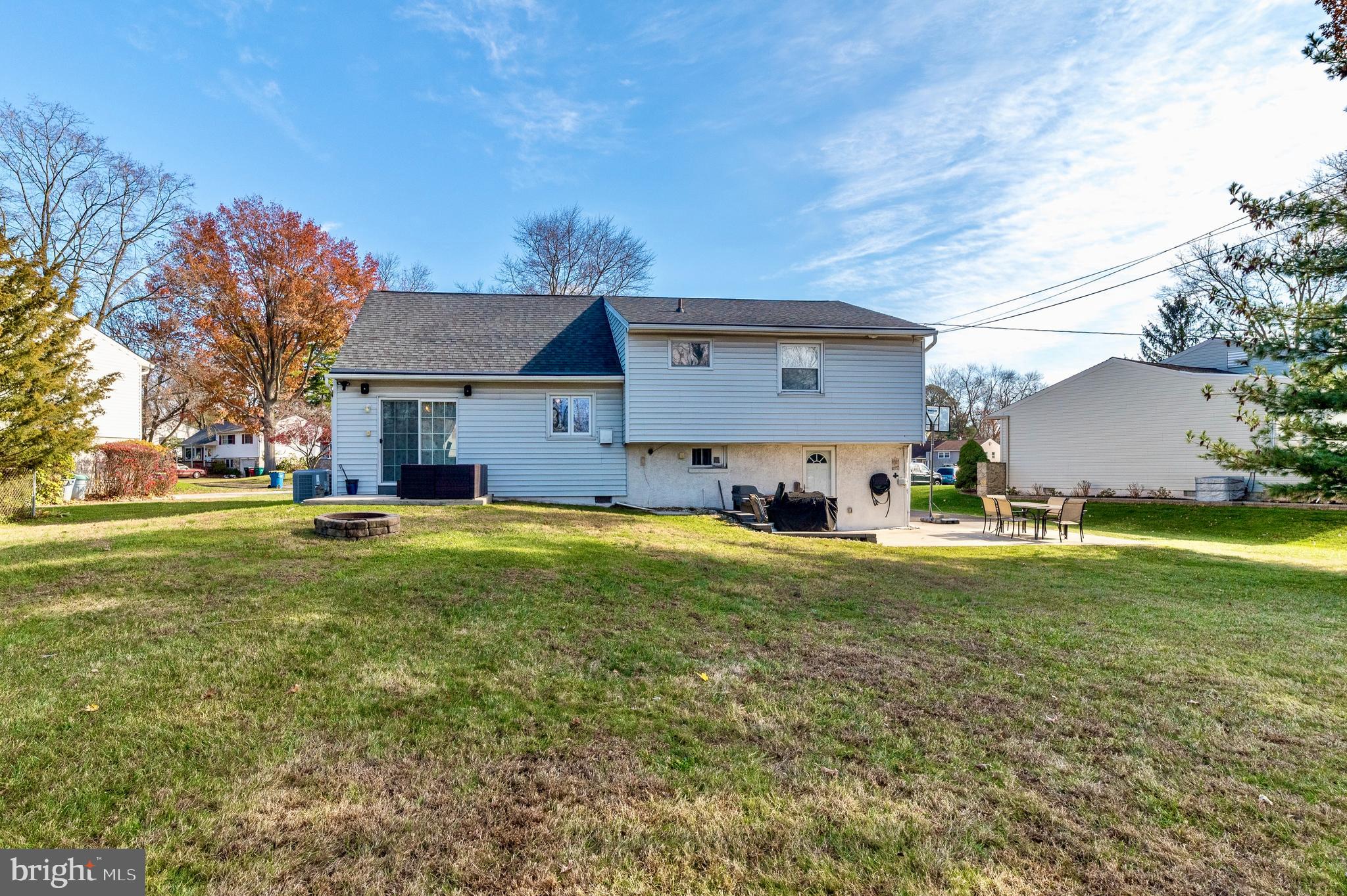 INGLEWOOD GDNS - Residential