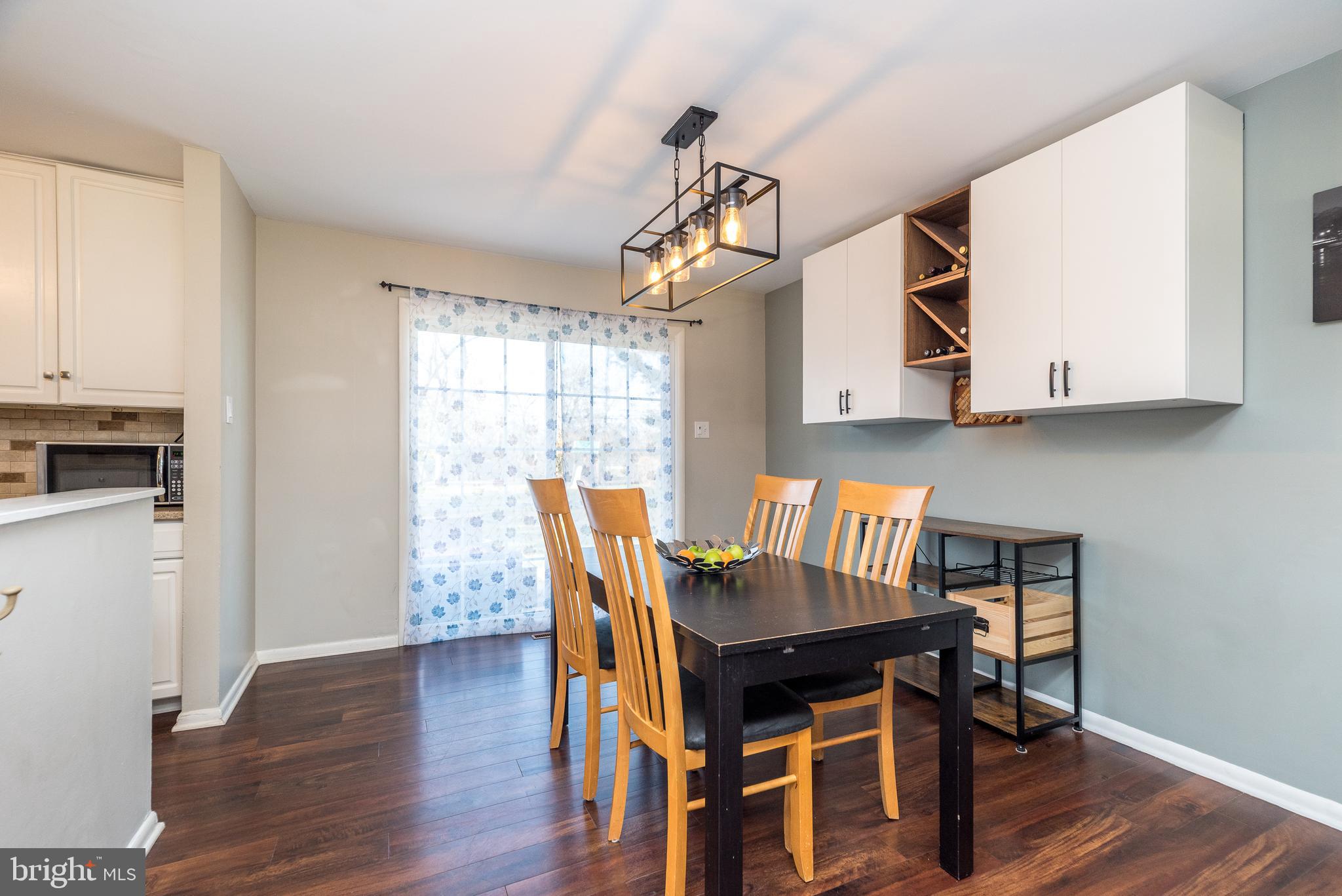 INGLEWOOD GDNS - Residential