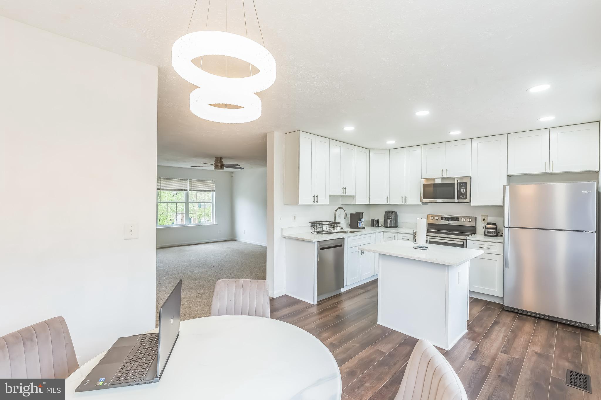 CHARLESTOWN COMMONS - Residential