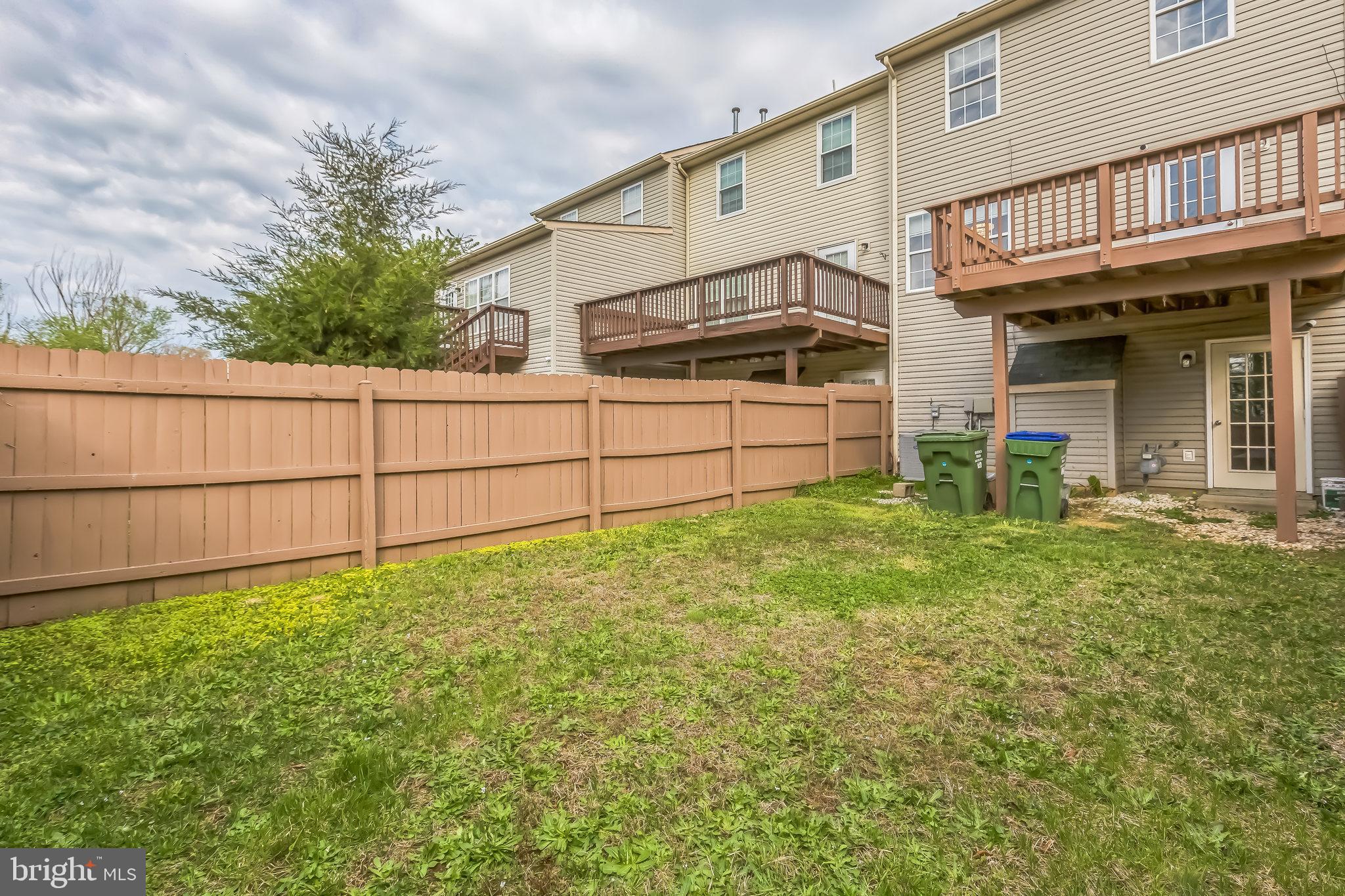 CHARLESTOWN COMMONS - Residential