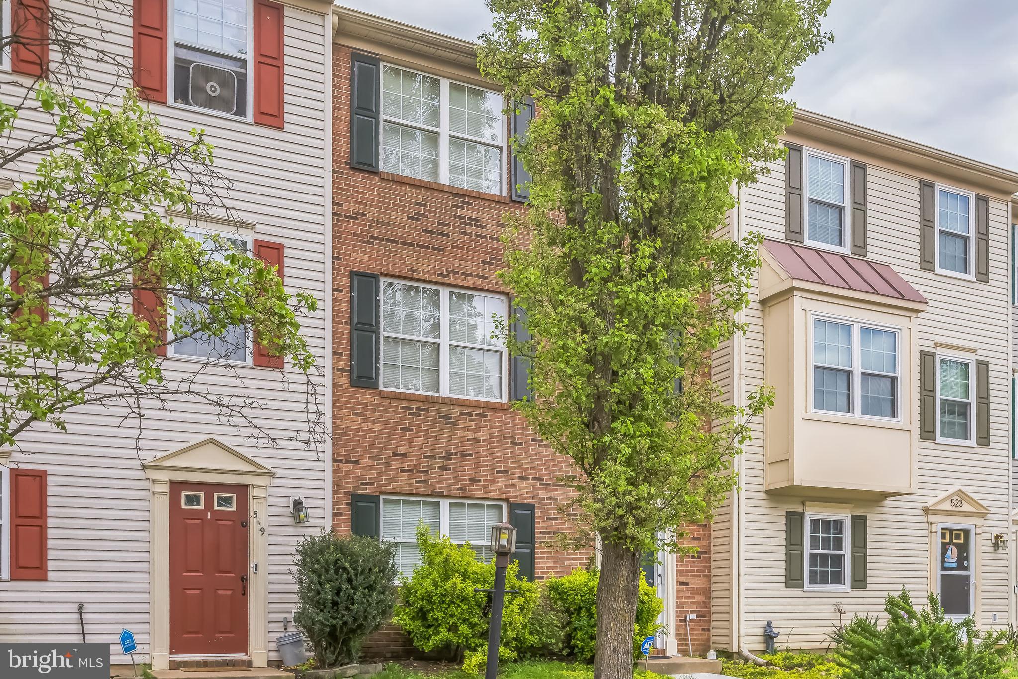 CHARLESTOWN COMMONS - Residential