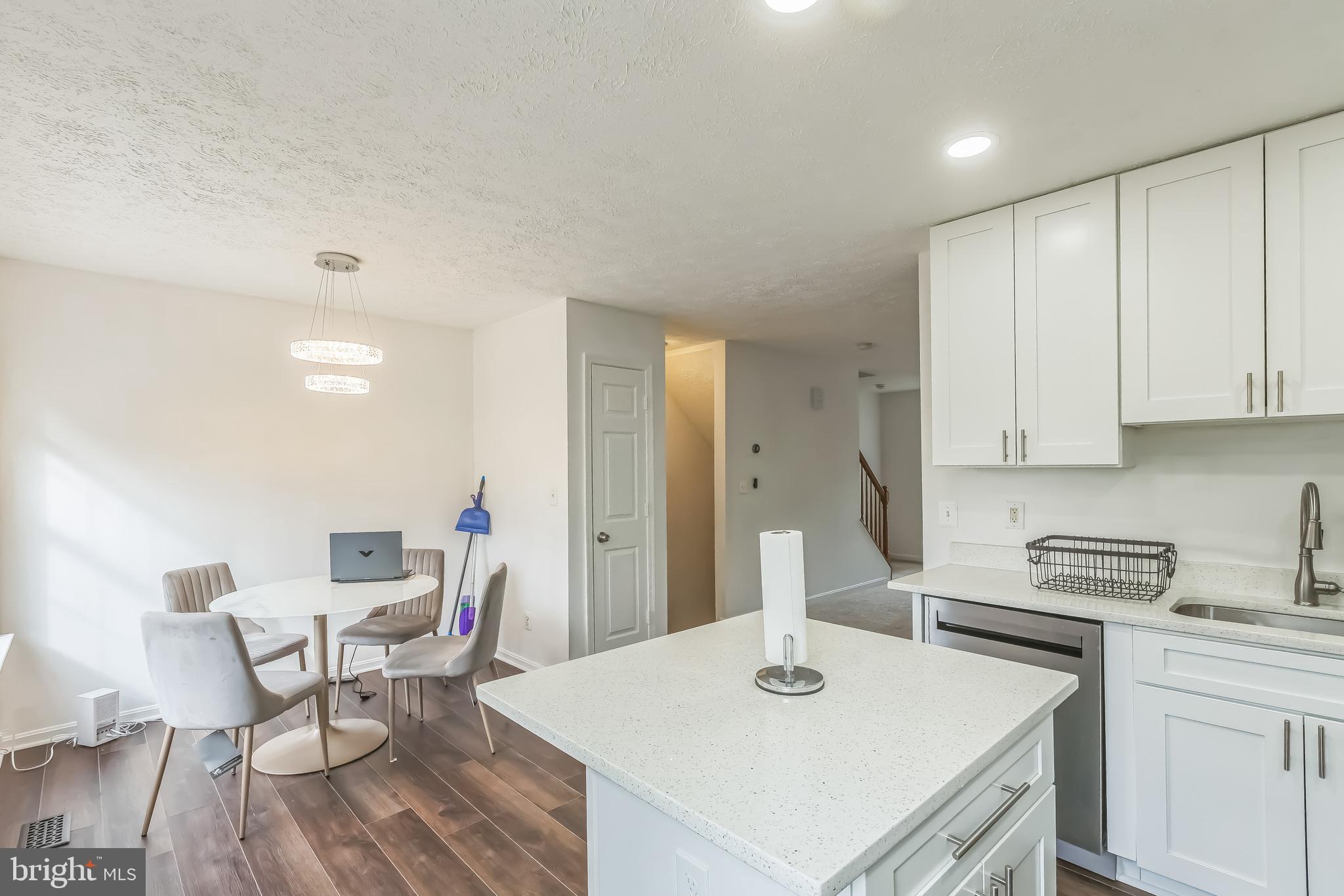 CHARLESTOWN COMMONS - Residential