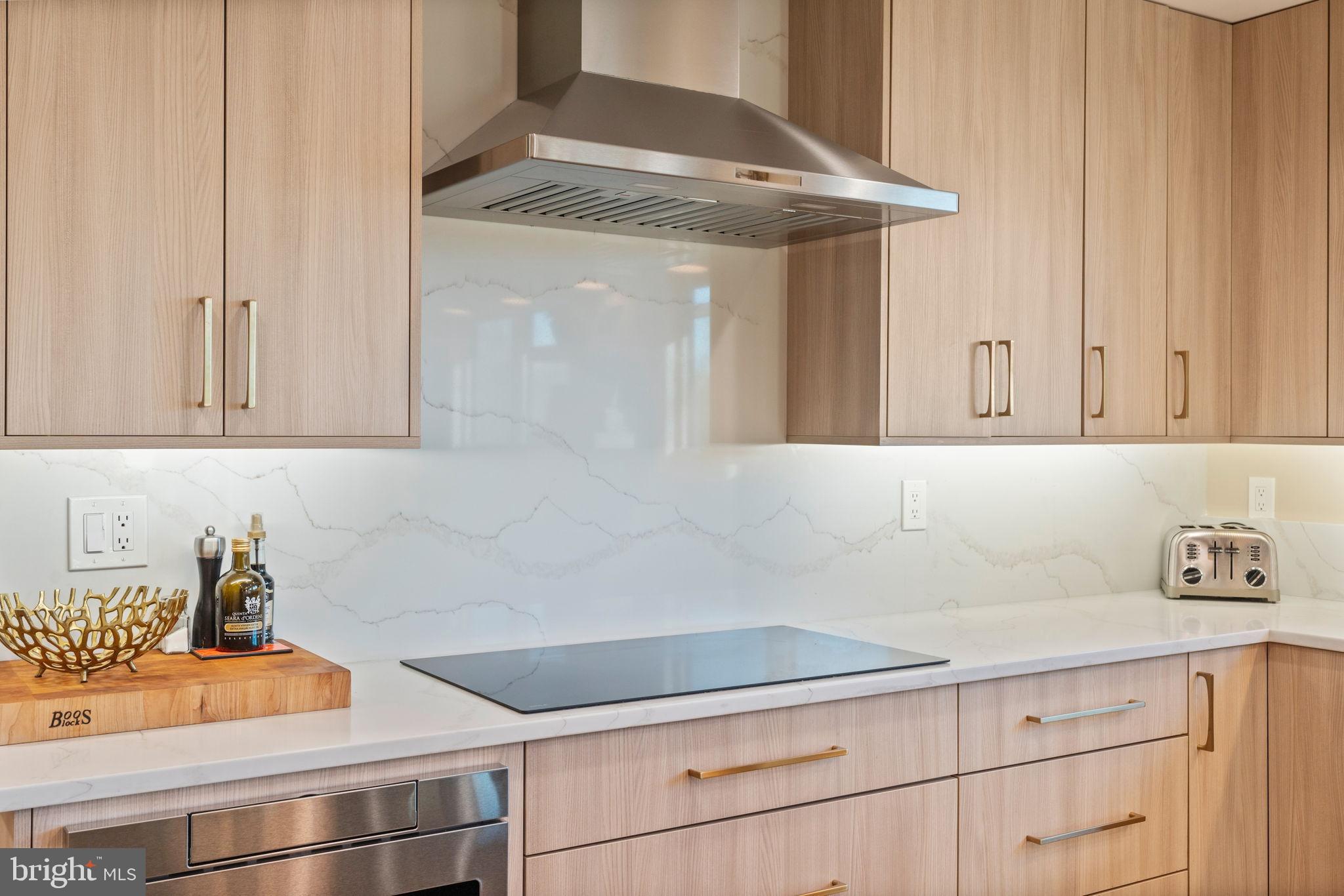 HIGHLANDS HUNT VALLEY - Residential