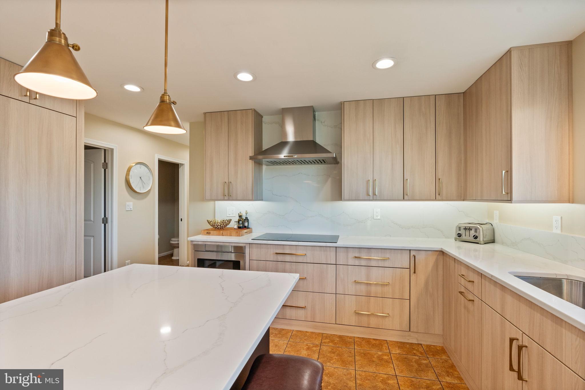 HIGHLANDS HUNT VALLEY - Residential