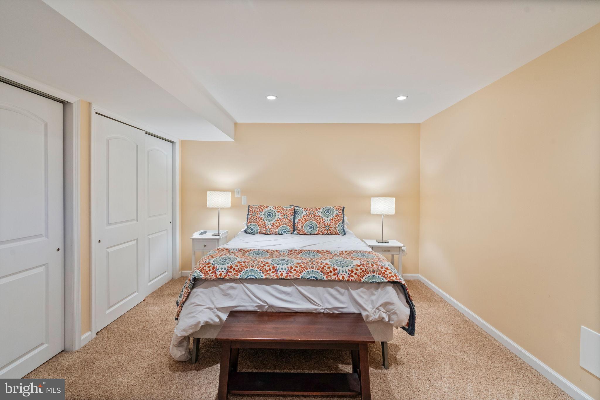 HIGHLANDS HUNT VALLEY - Residential