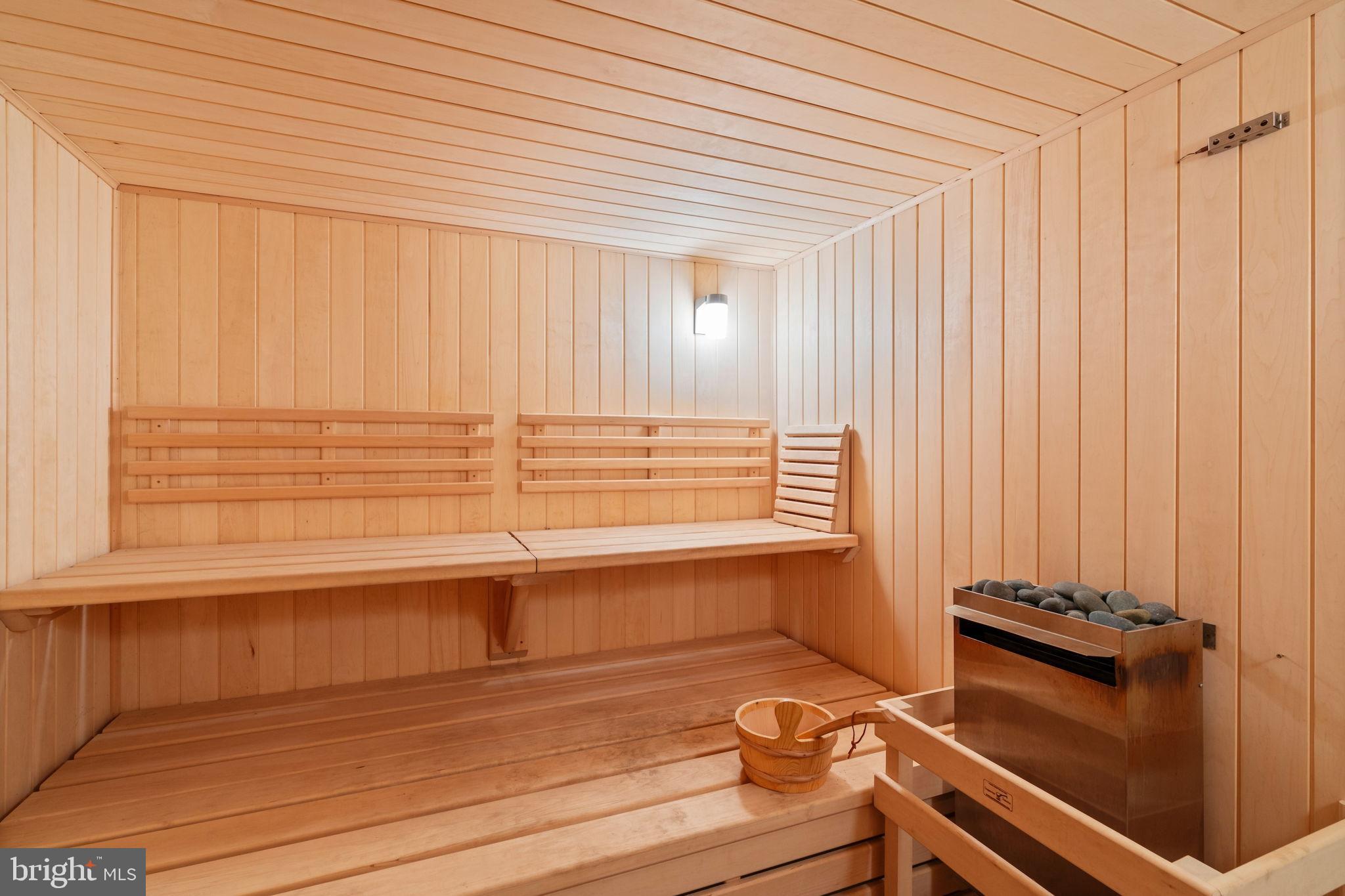 HIGHLANDS HUNT VALLEY - Residential