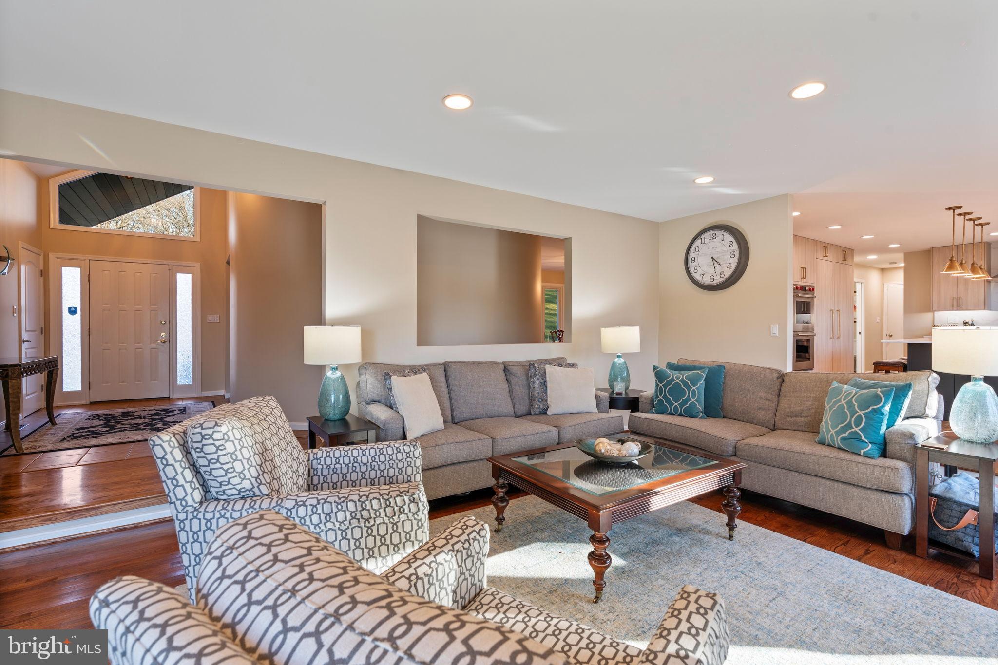 HIGHLANDS HUNT VALLEY - Residential