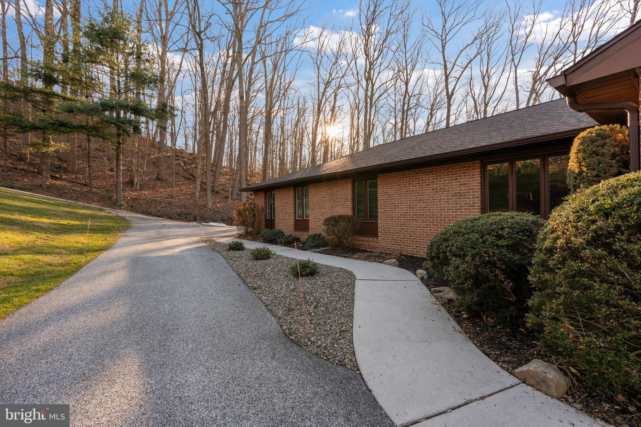 HIGHLANDS HUNT VALLEY - Residential