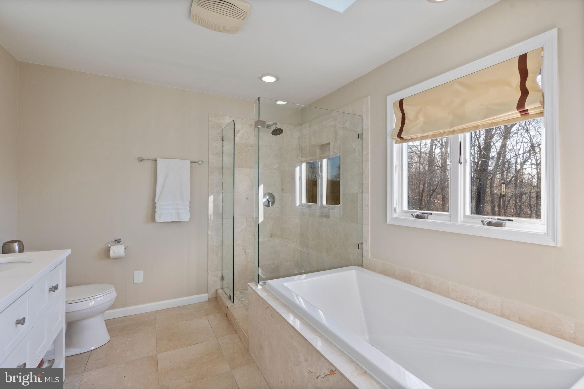 HIGHLANDS HUNT VALLEY - Residential