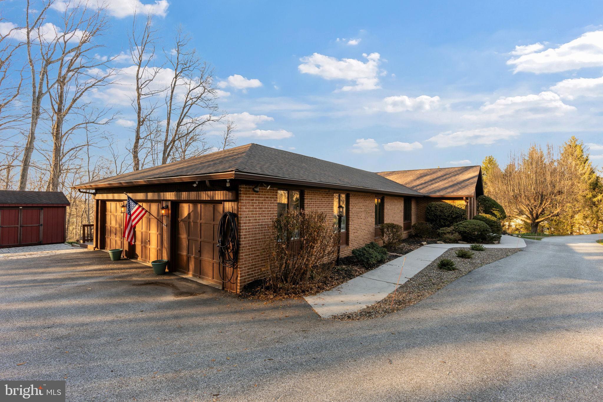 HIGHLANDS HUNT VALLEY - Residential