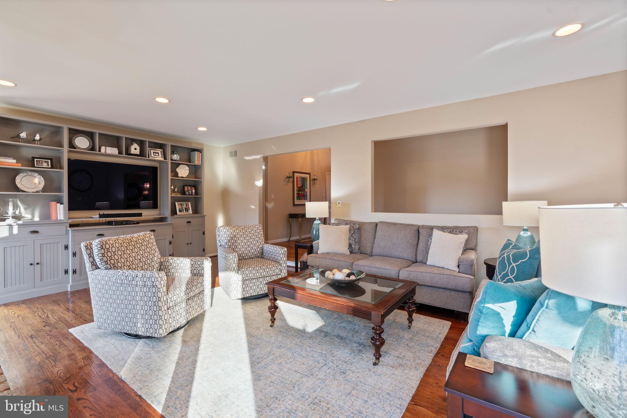 HIGHLANDS HUNT VALLEY - Residential