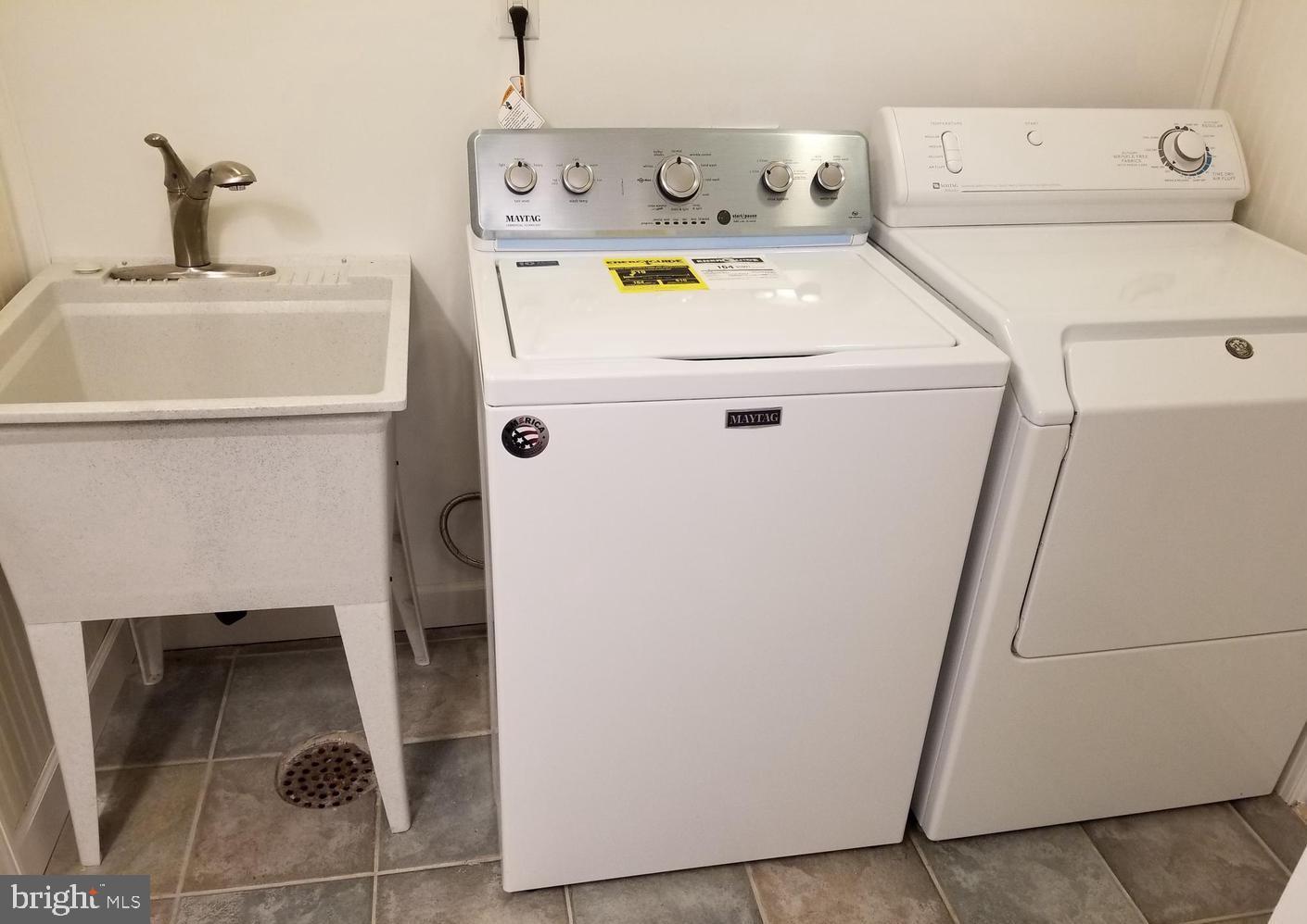 WESTWOOD - Residential Lease