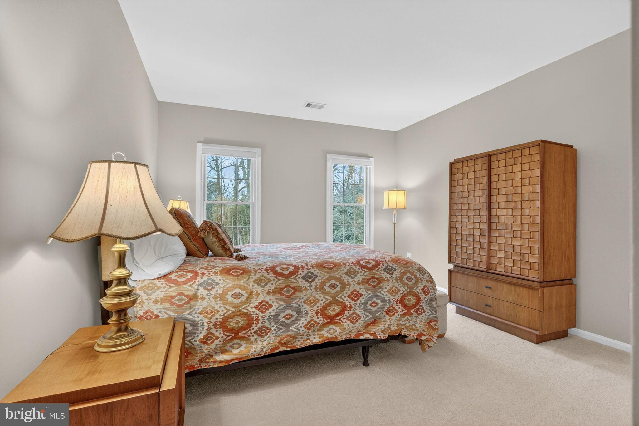 VANDERVATE ESTATES - Residential