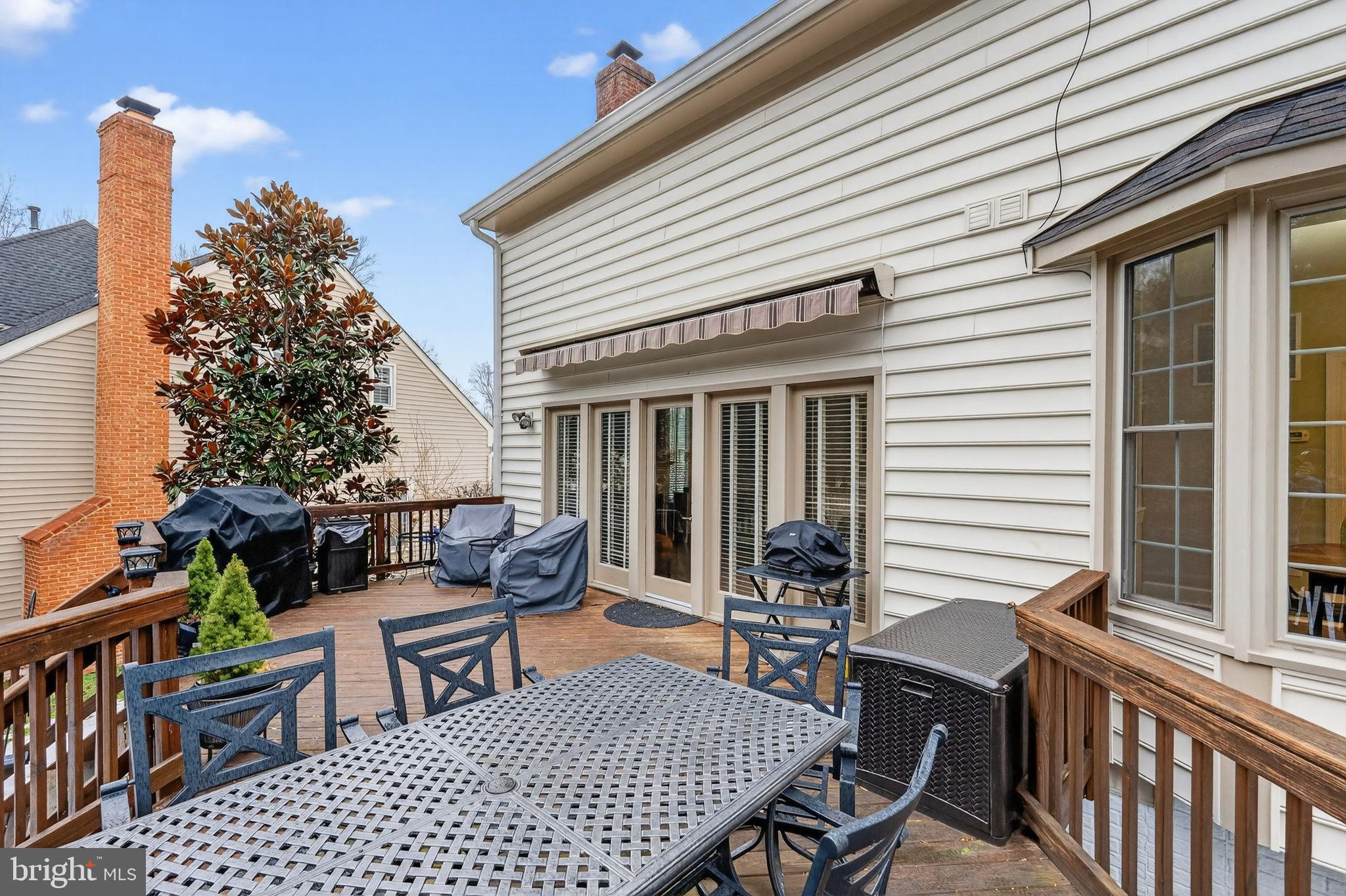 VANDERVATE ESTATES - Residential