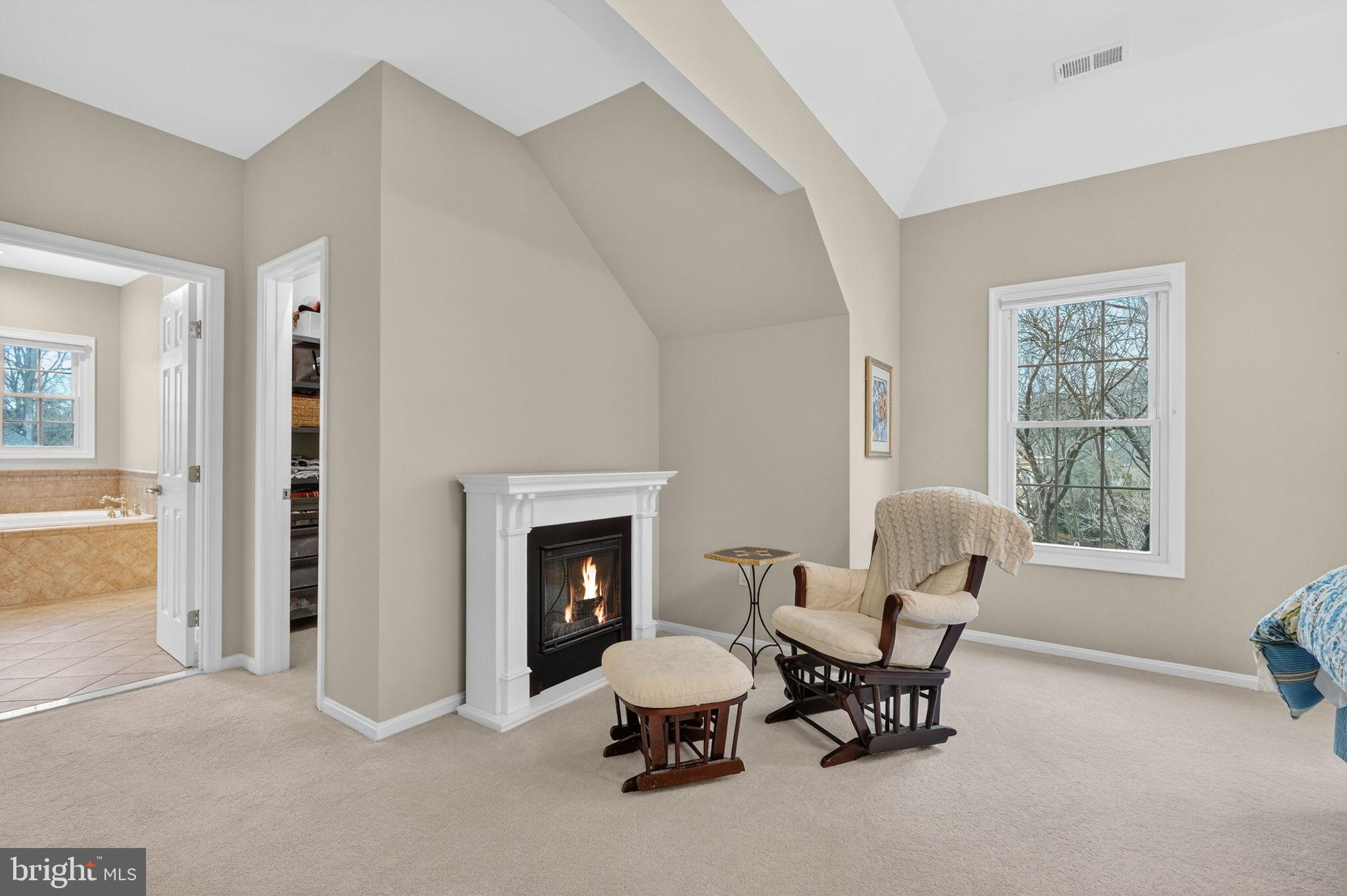 VANDERVATE ESTATES - Residential